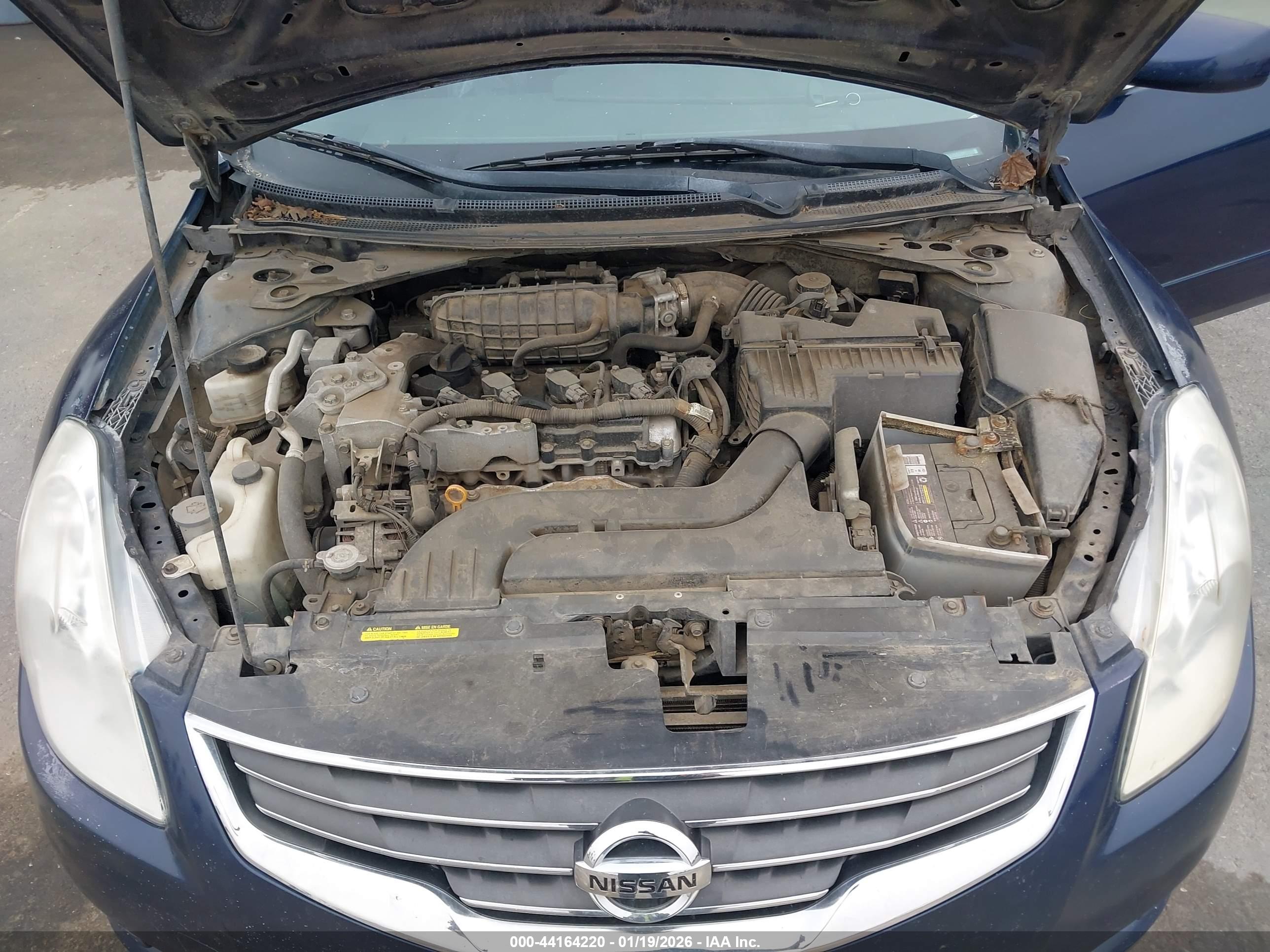 NISSAN ALTIMA image 10