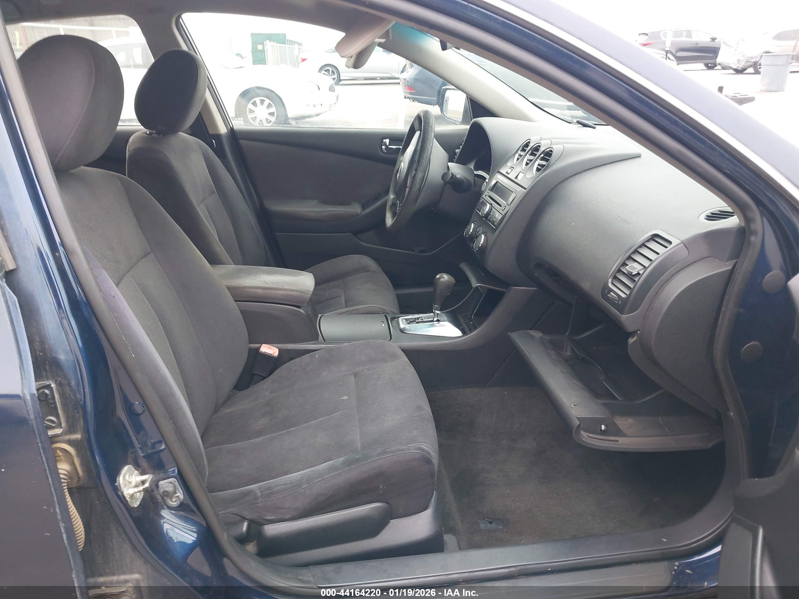 NISSAN ALTIMA image 5