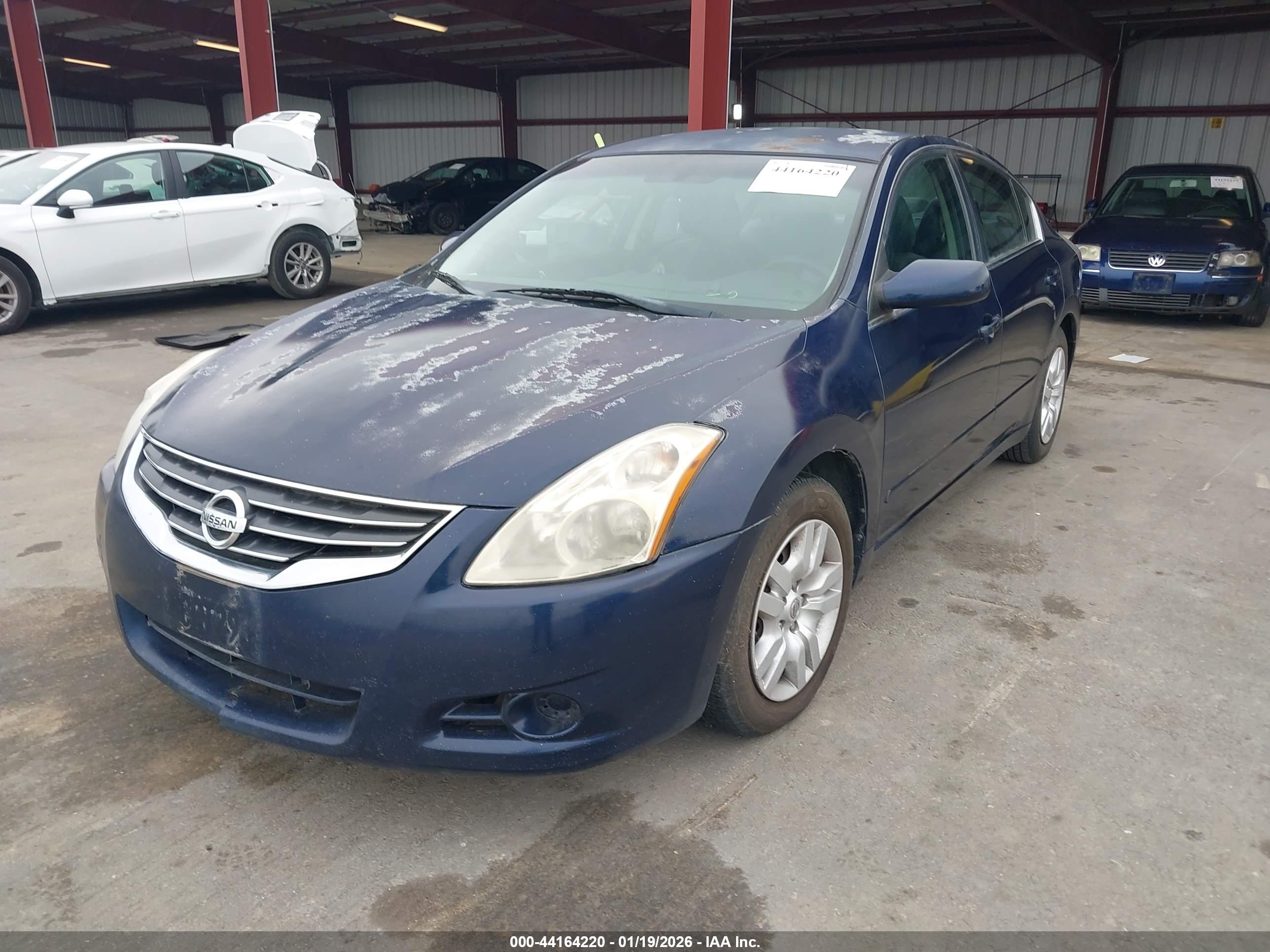 NISSAN ALTIMA image 6
