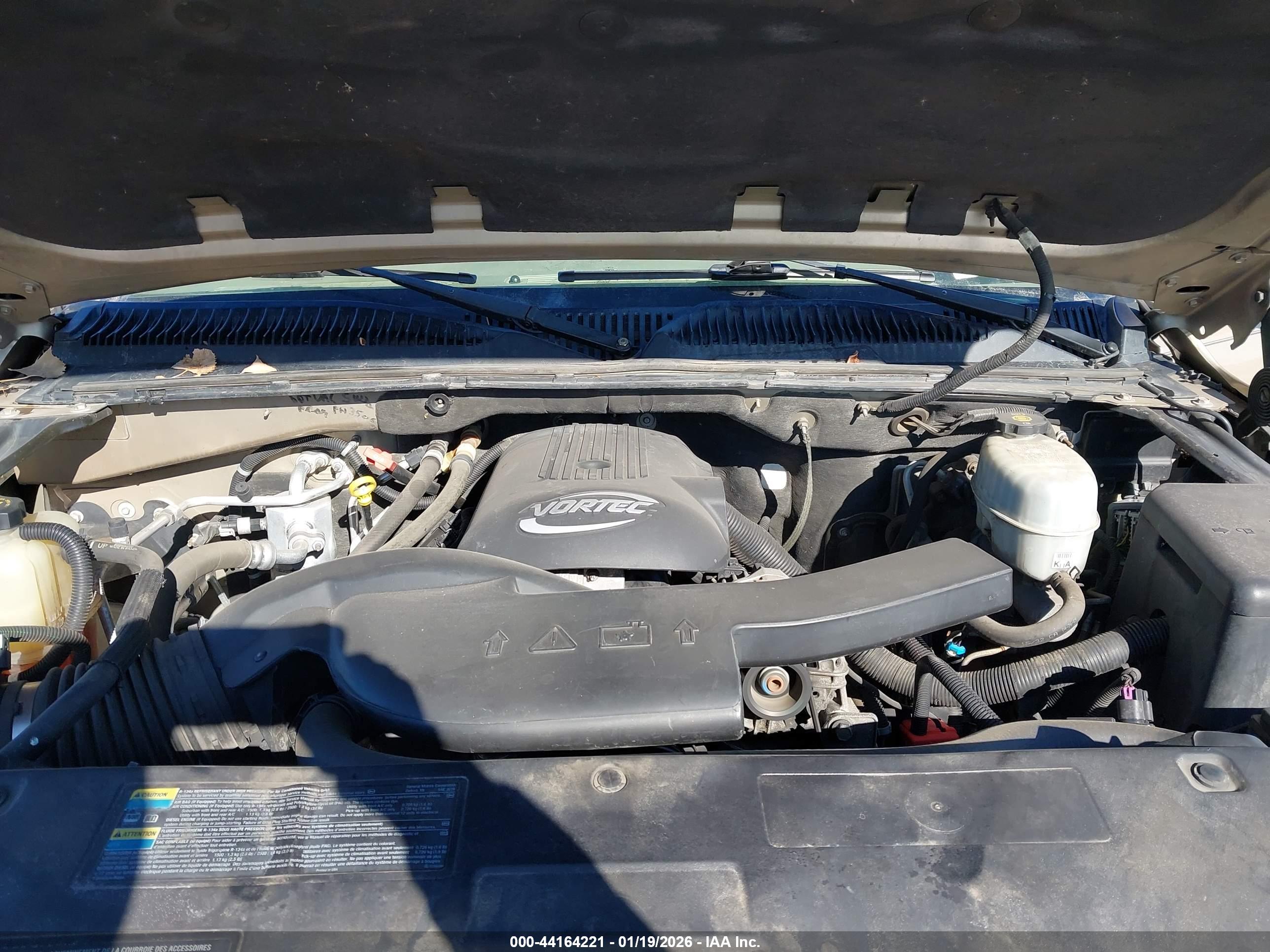 CHEVROLET TAHOE image 10
