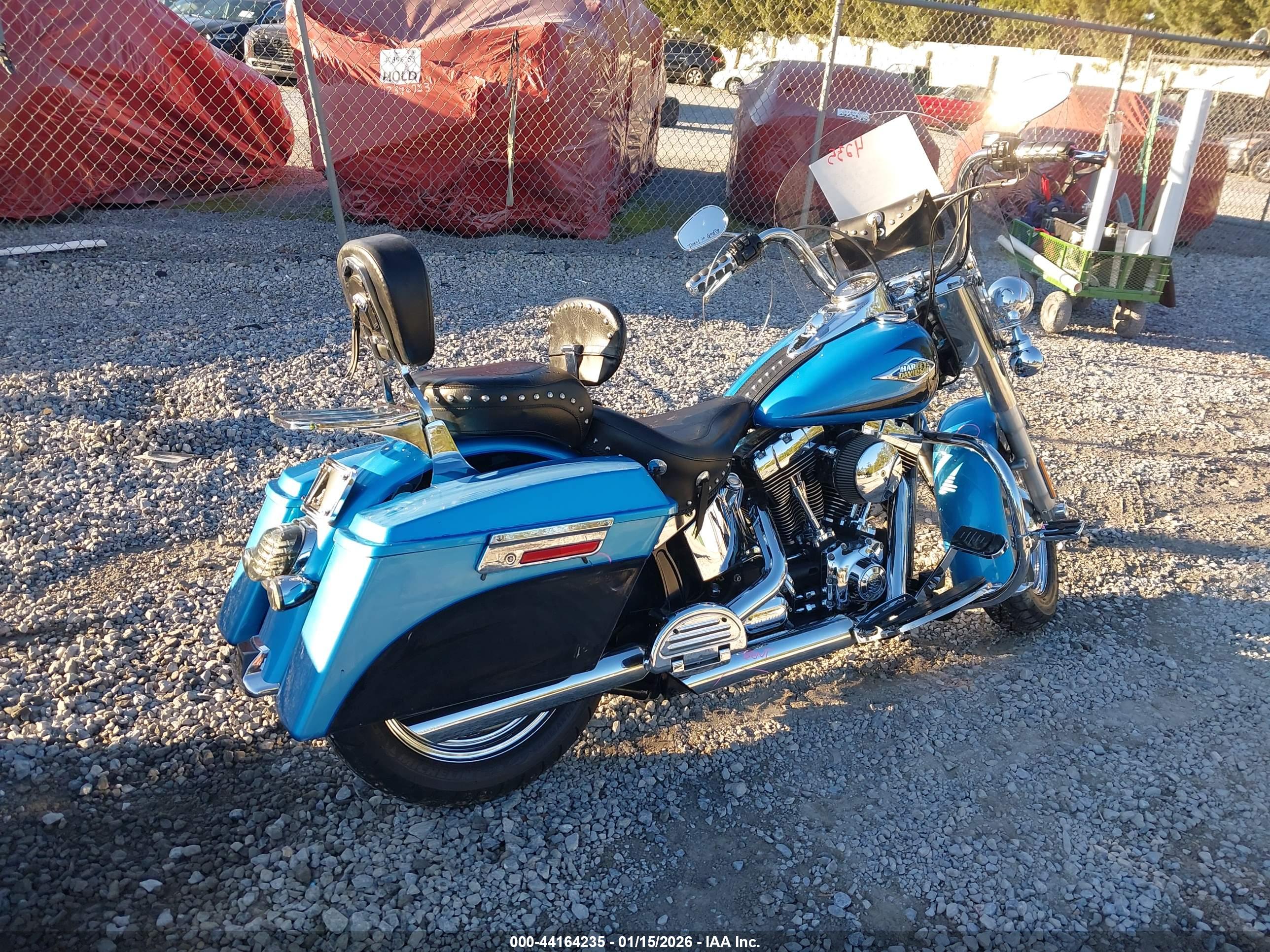 HARLEY-DAVIDSON FLSTC image 4