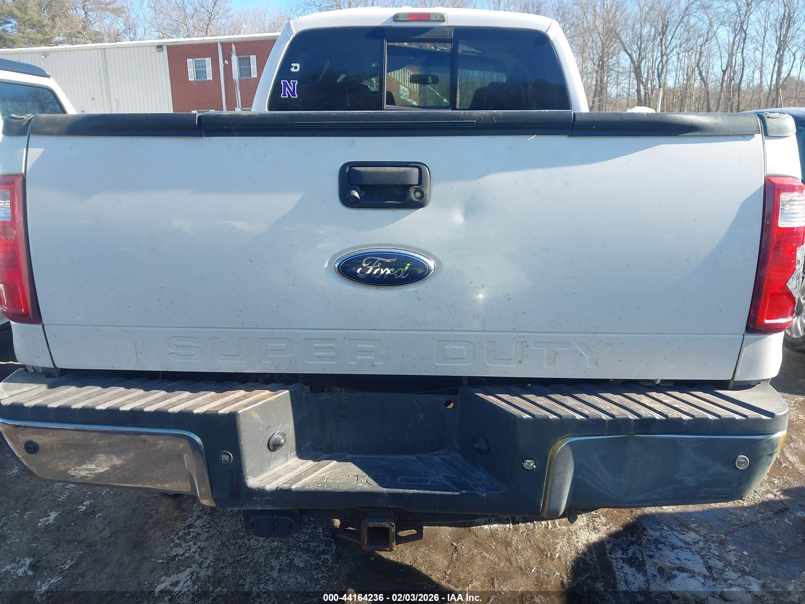 FORD F-350 image 8