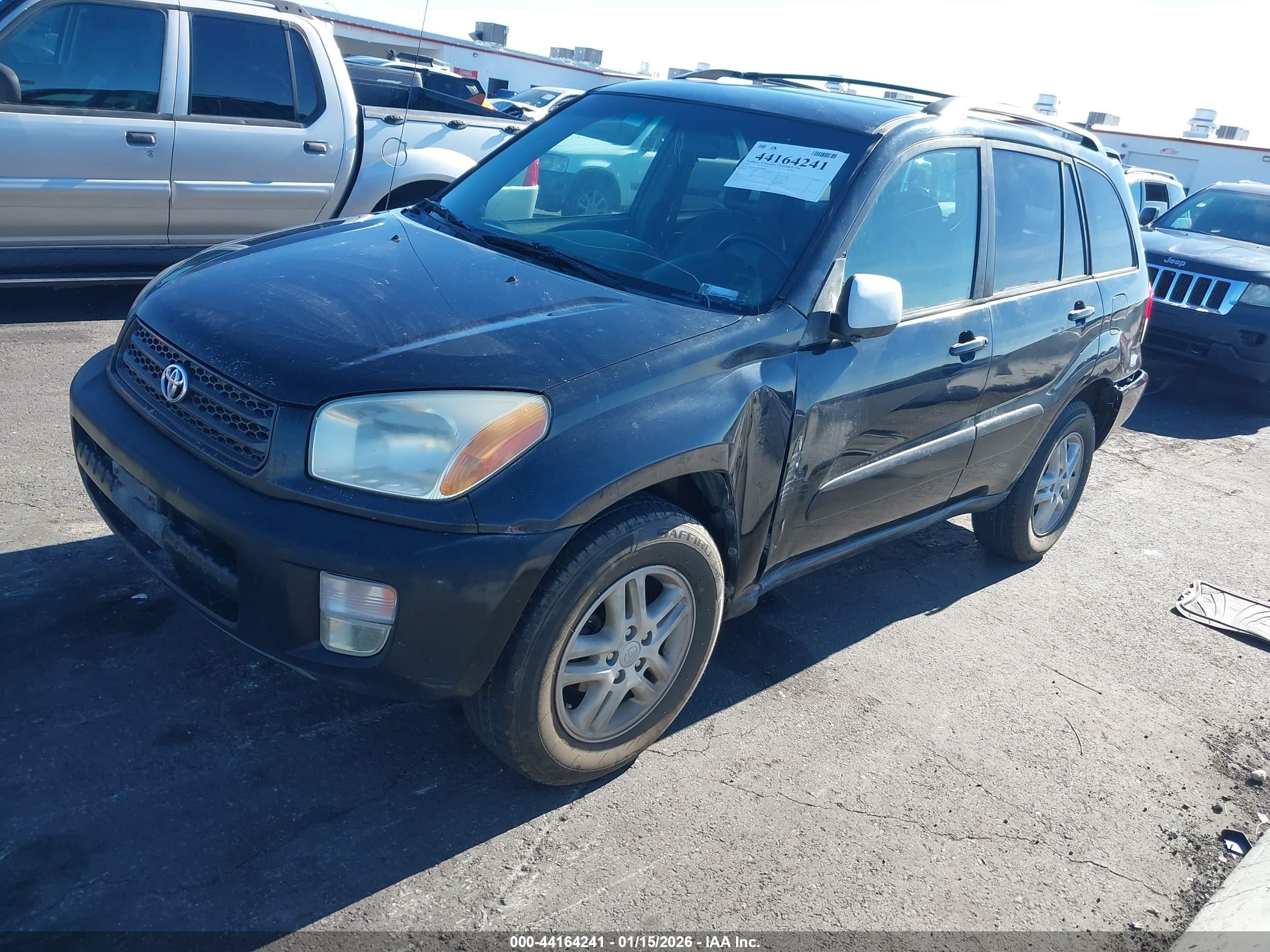 TOYOTA RAV4 image 2