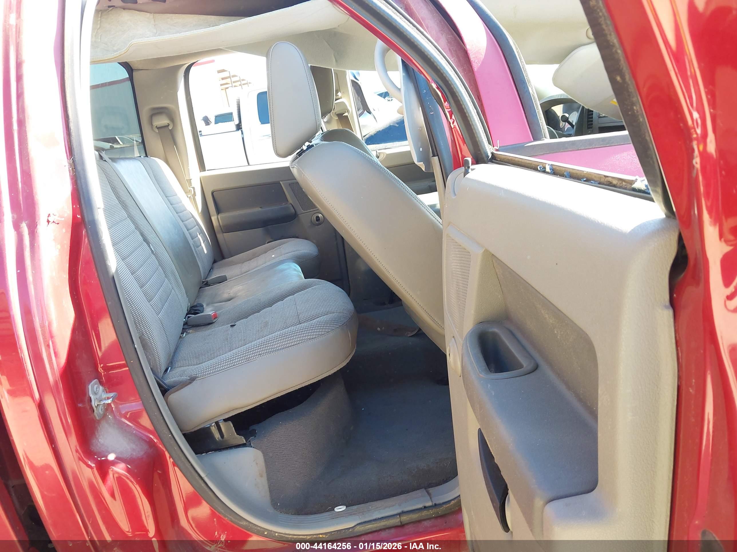 DODGE RAM image 8