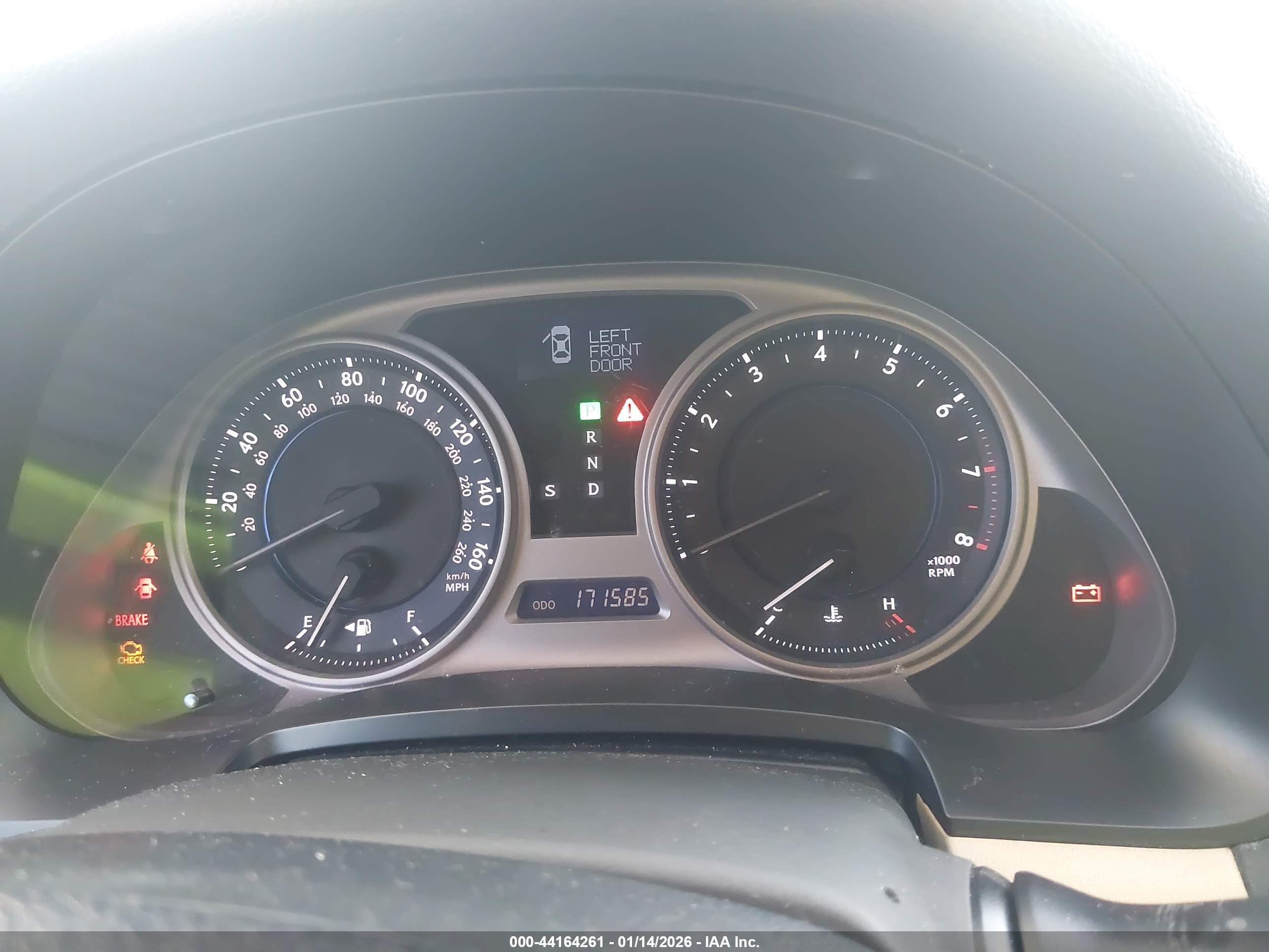 LEXUS IS image 7