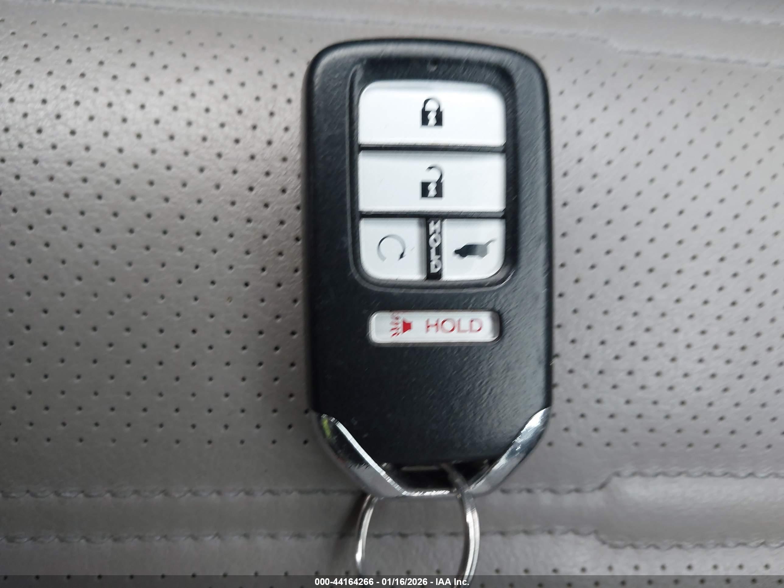 HONDA CR-V image 11