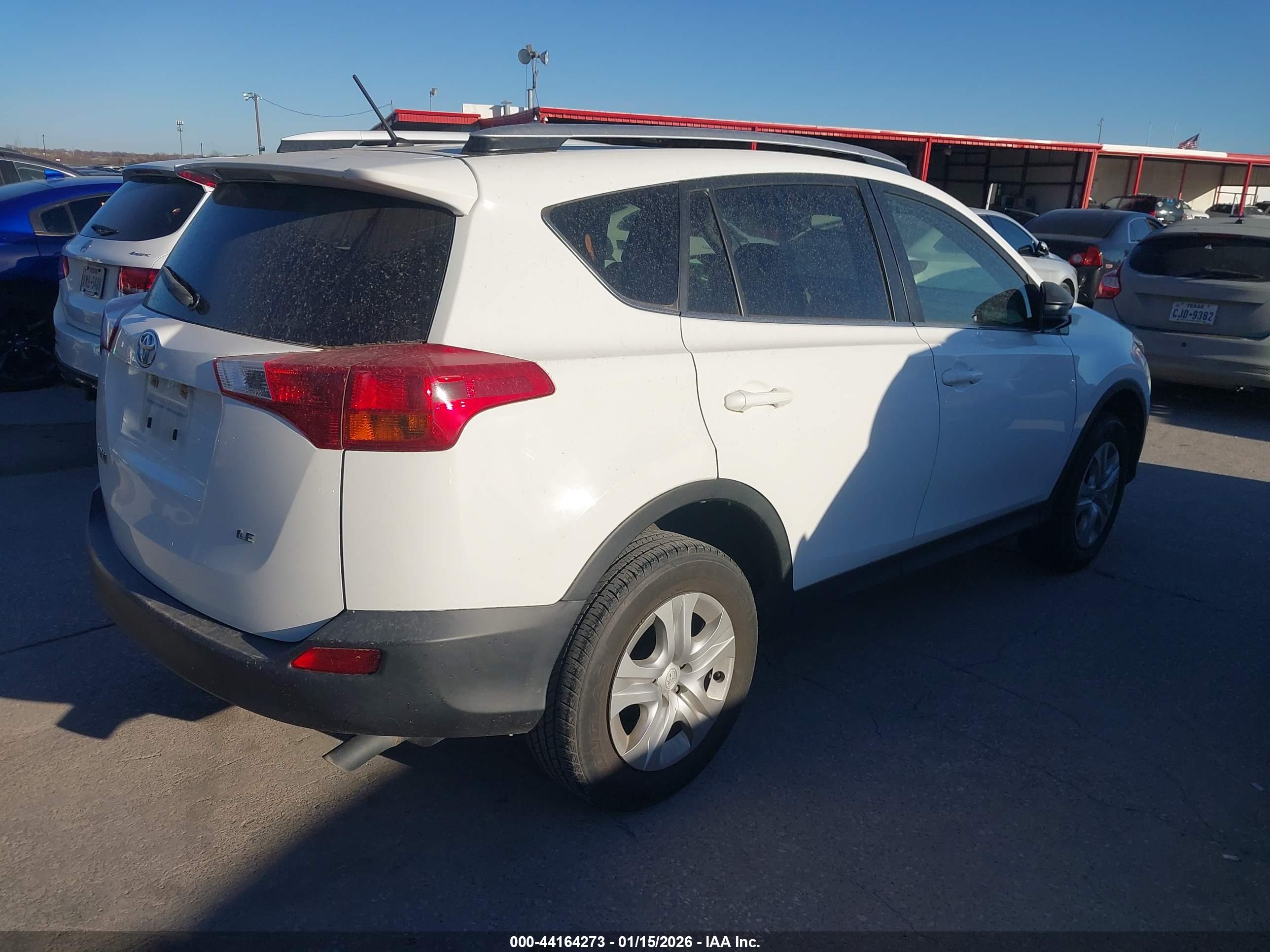 TOYOTA RAV4 image 4