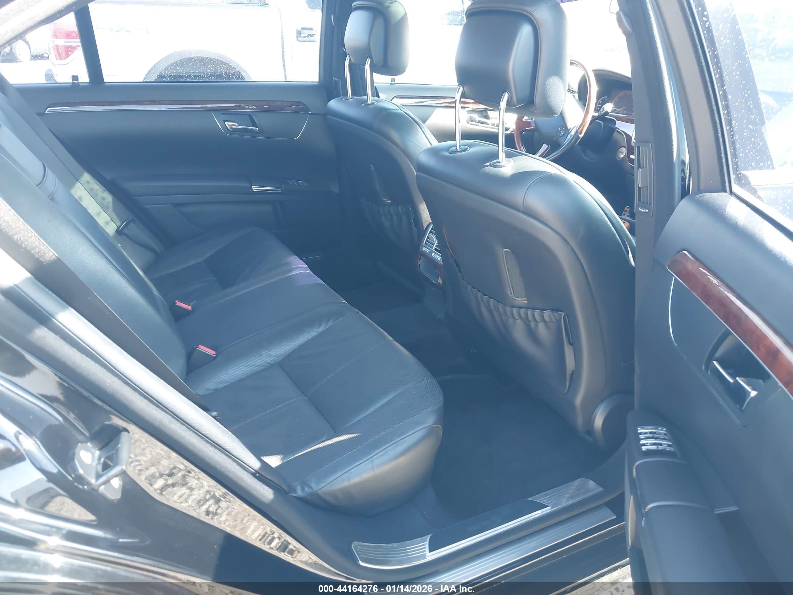 MERCEDES-BENZ S image 8