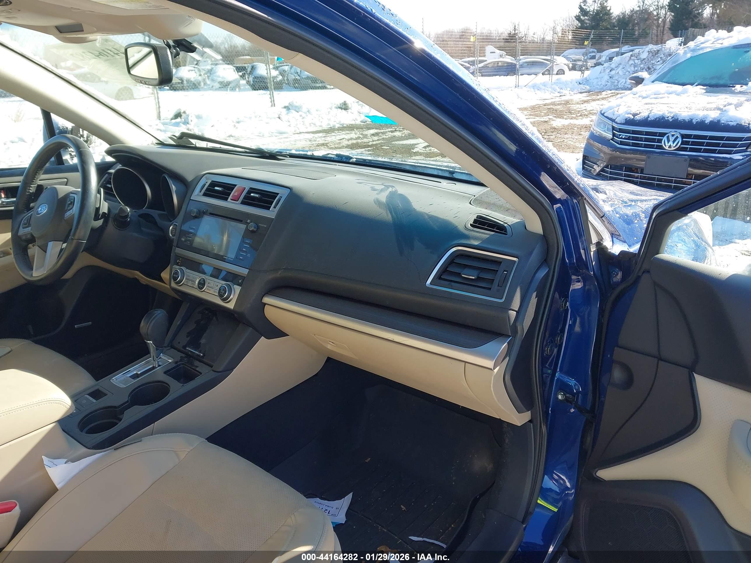SUBARU LEGACY image 5