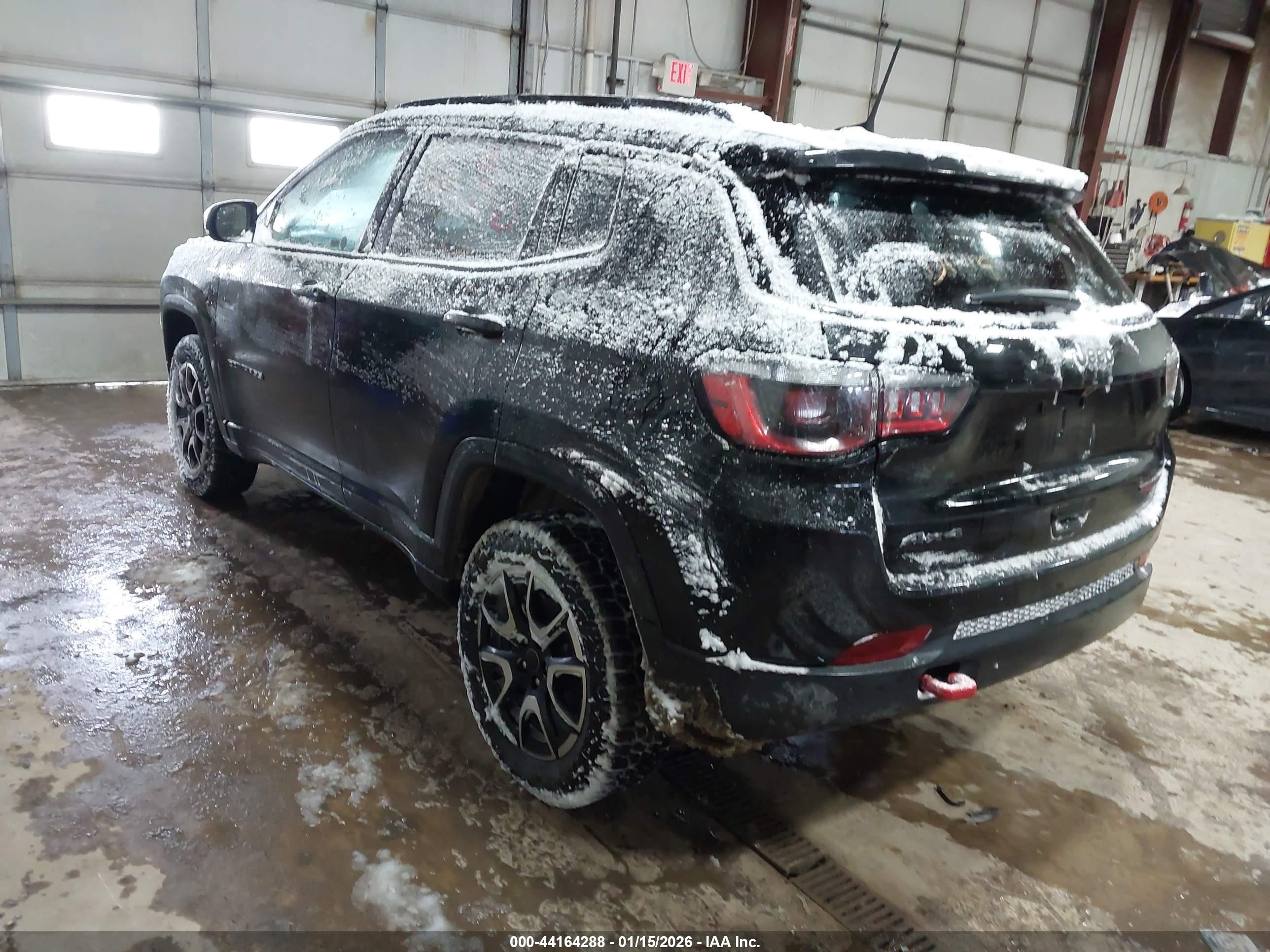 JEEP COMPASS image 3