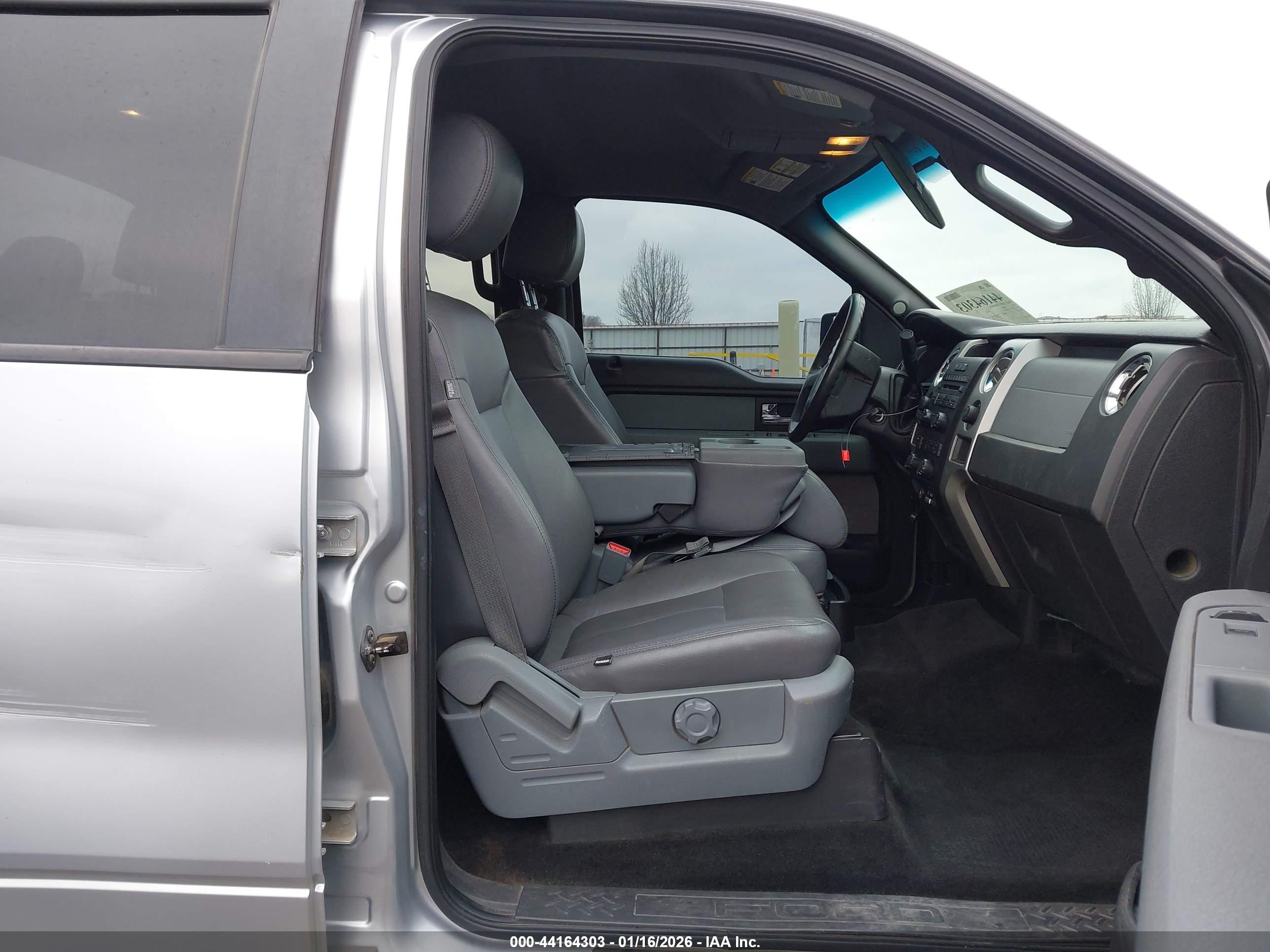 FORD F-150 image 5