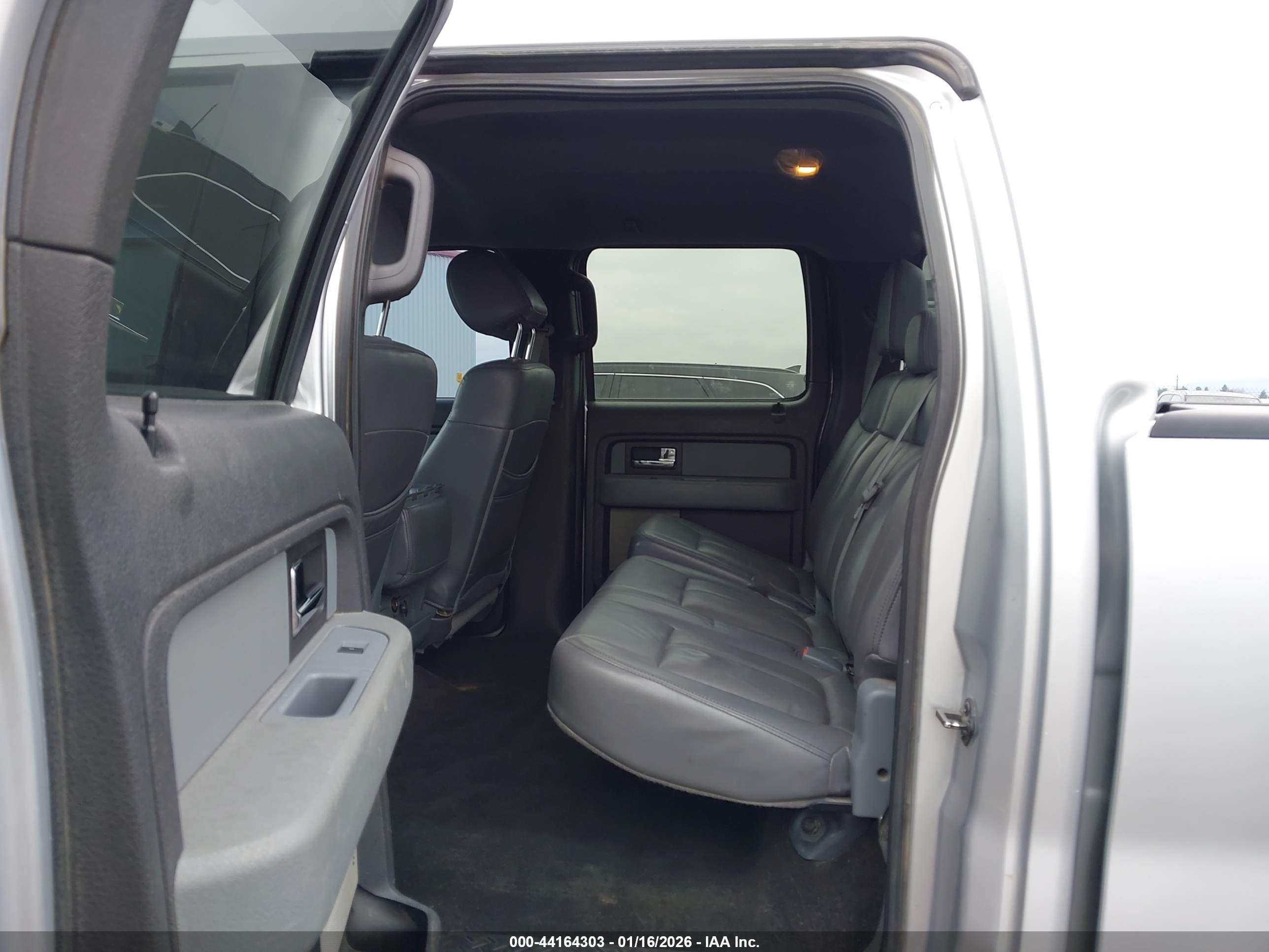 FORD F-150 image 8