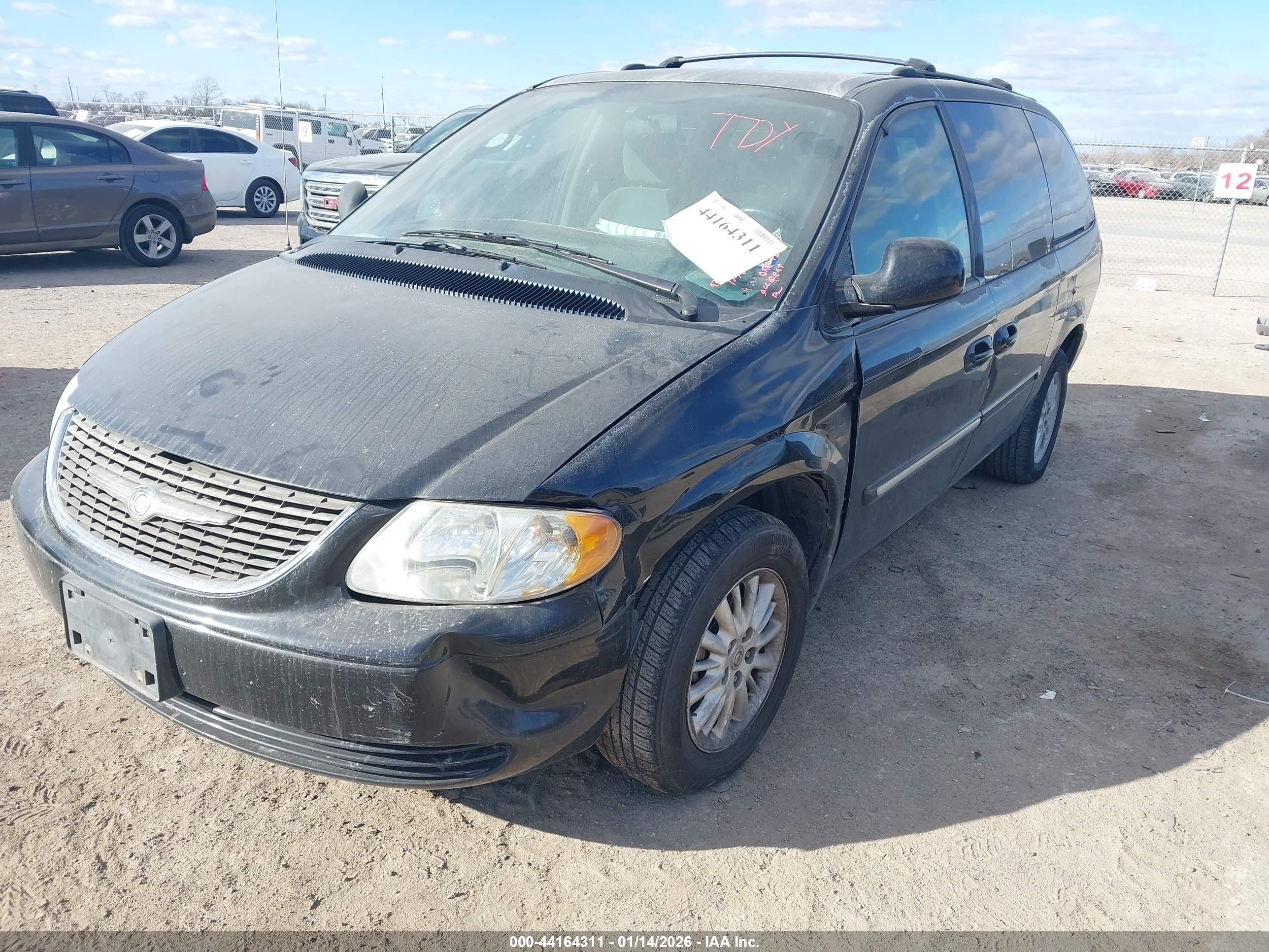 CHRYSLER TOWN image 6