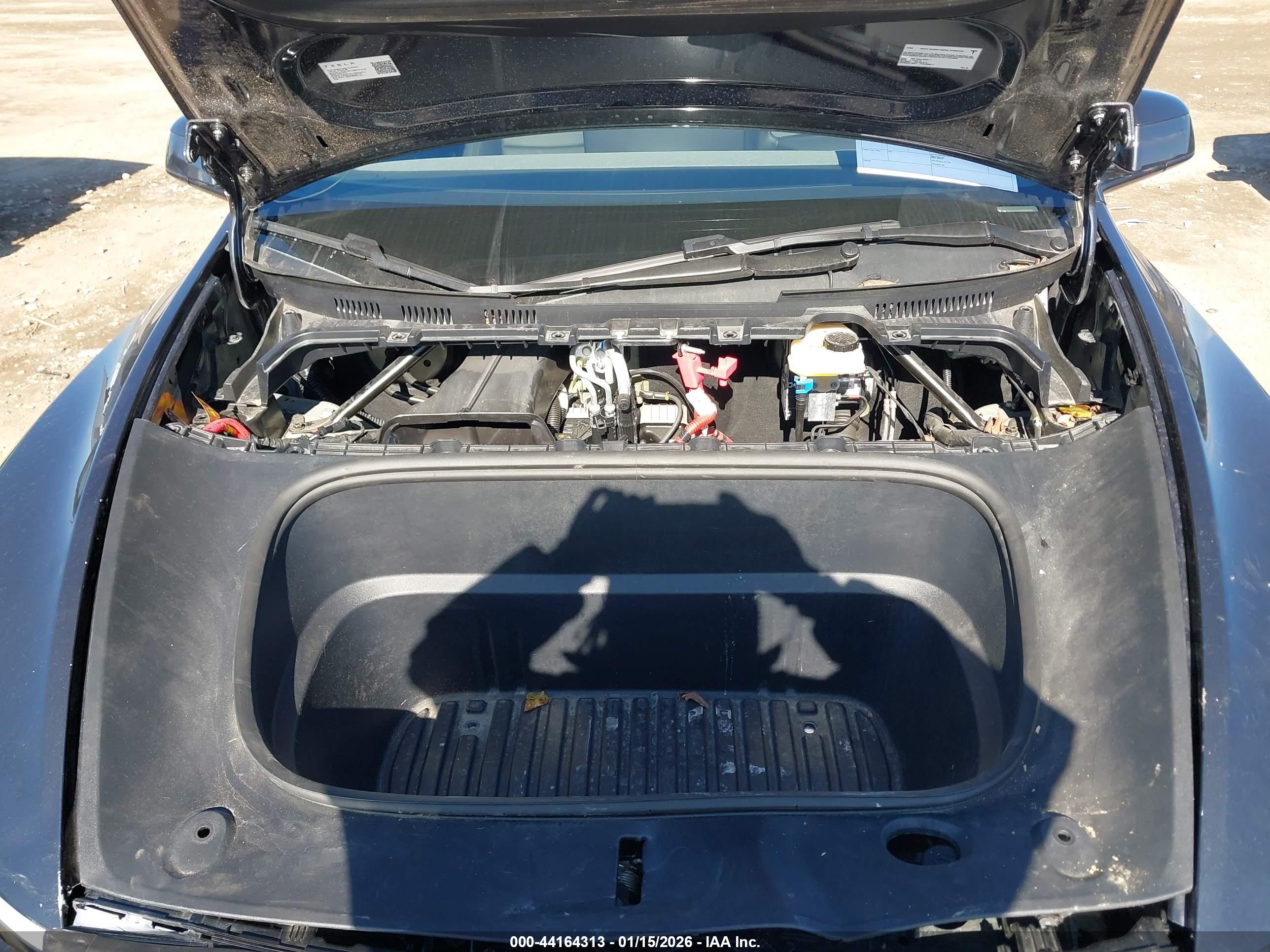 TESLA MODEL image 10