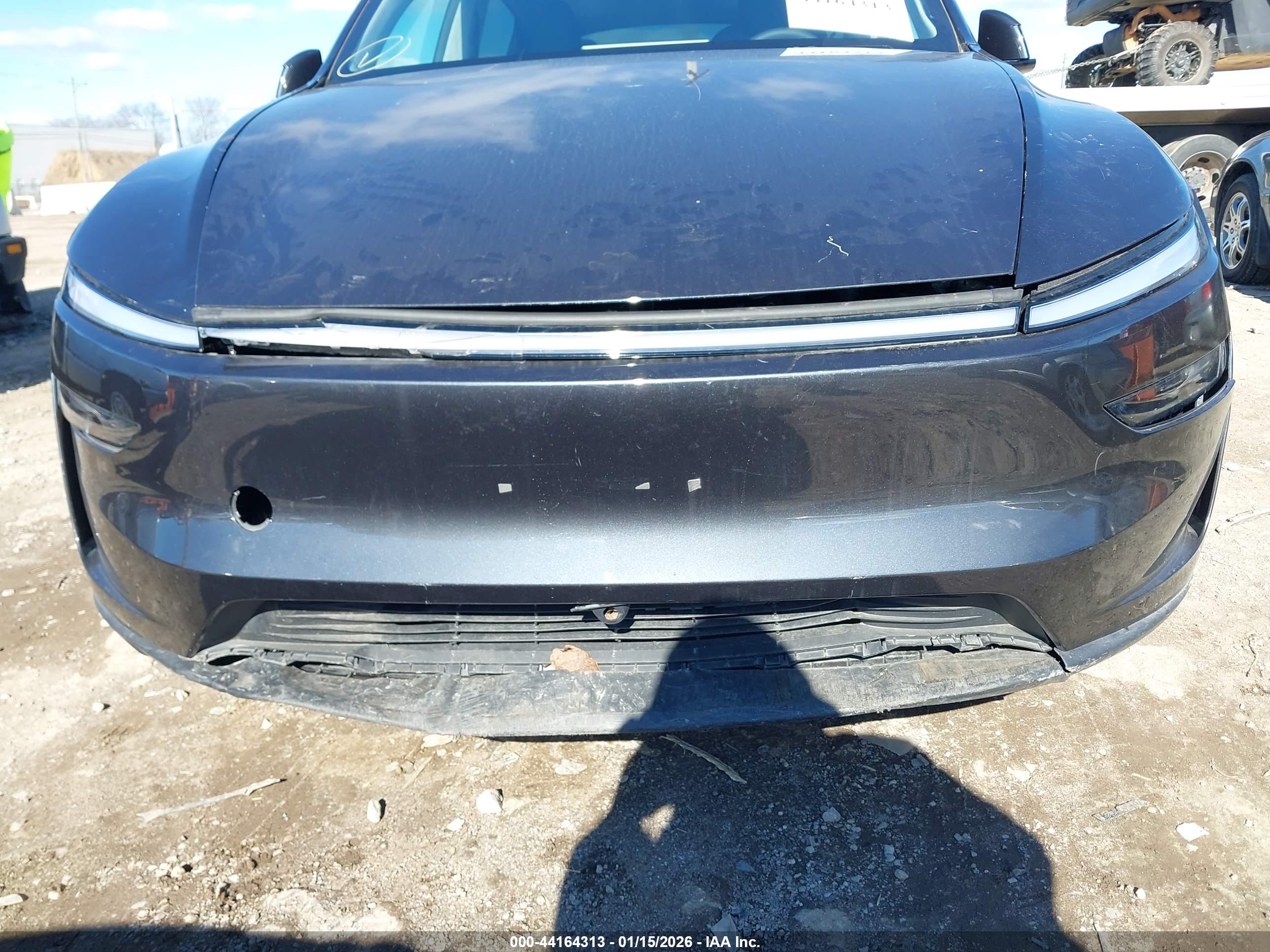 TESLA MODEL image 6