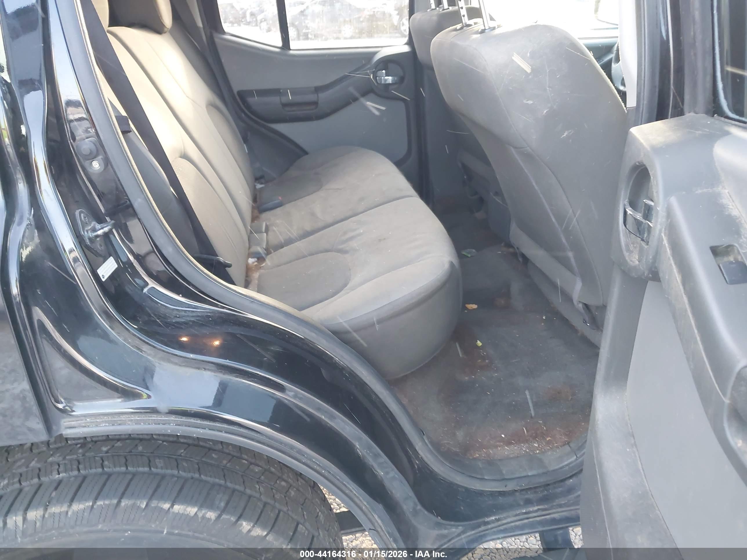 NISSAN XTERRA image 8