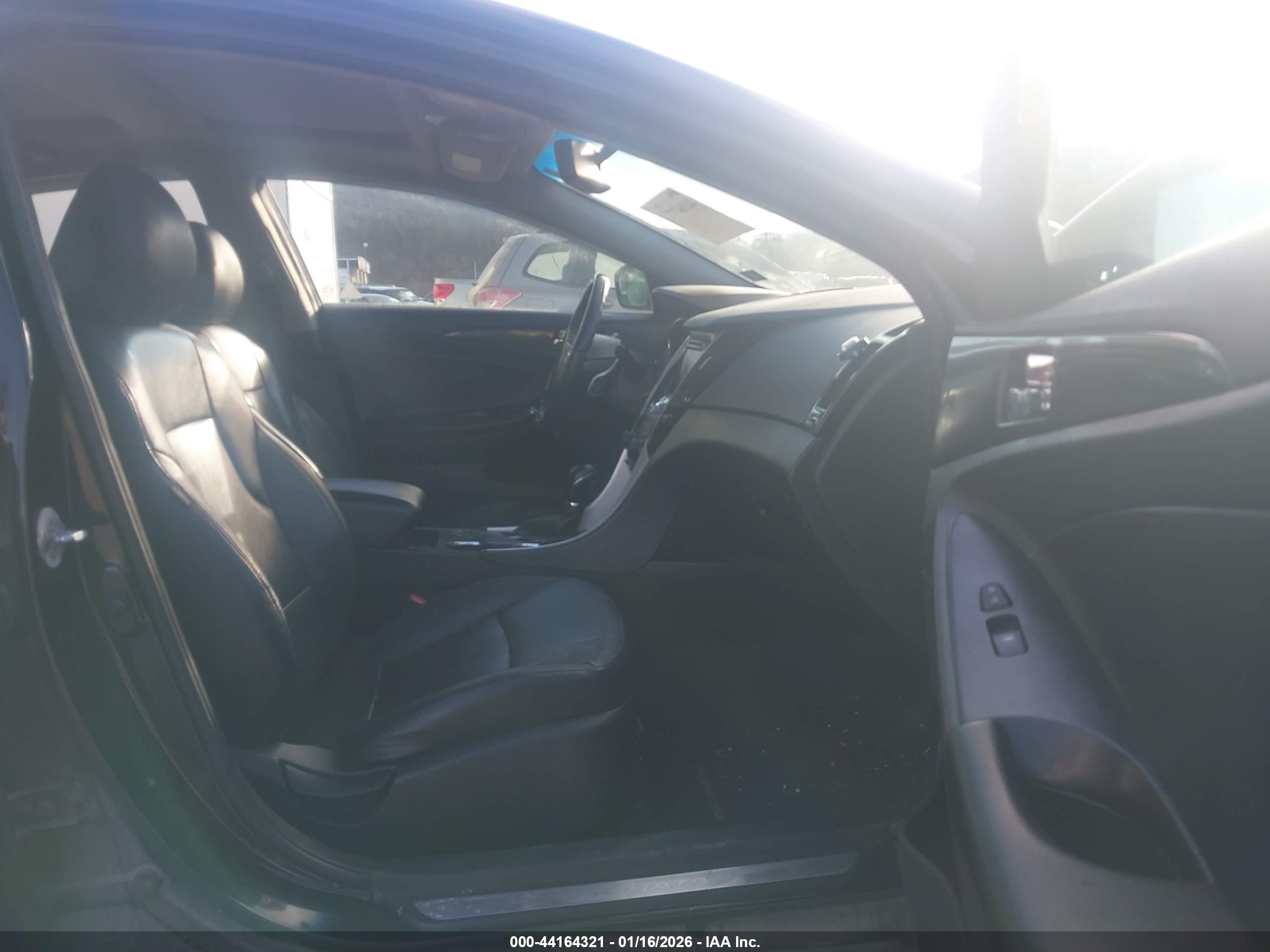 HYUNDAI SONATA image 5