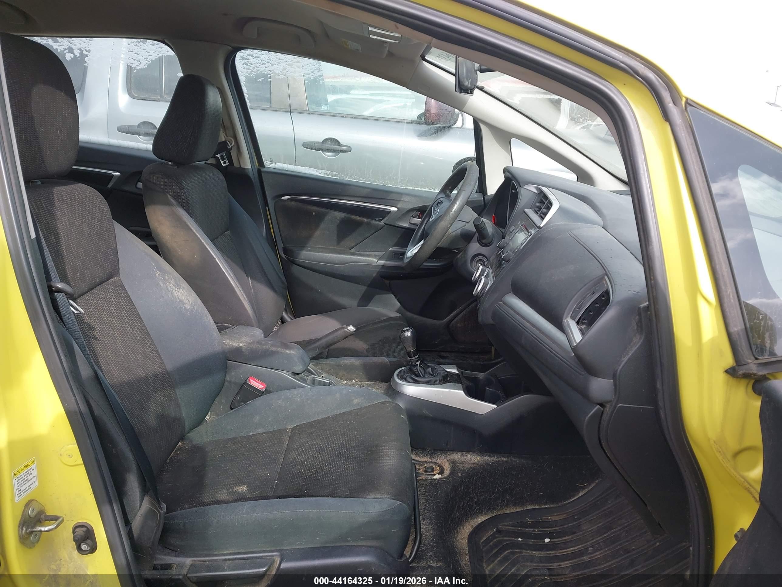 HONDA FIT image 5