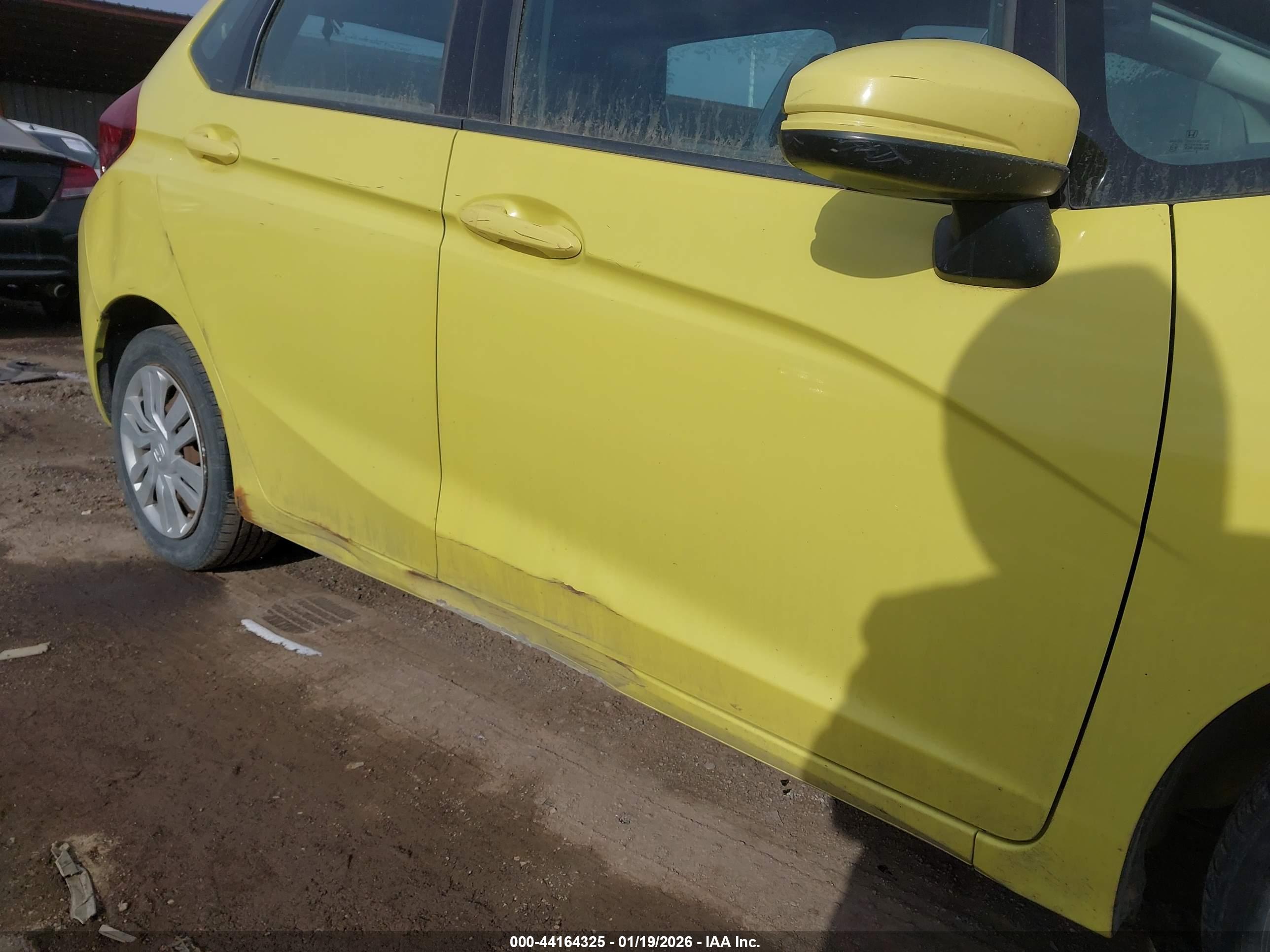 HONDA FIT image 6