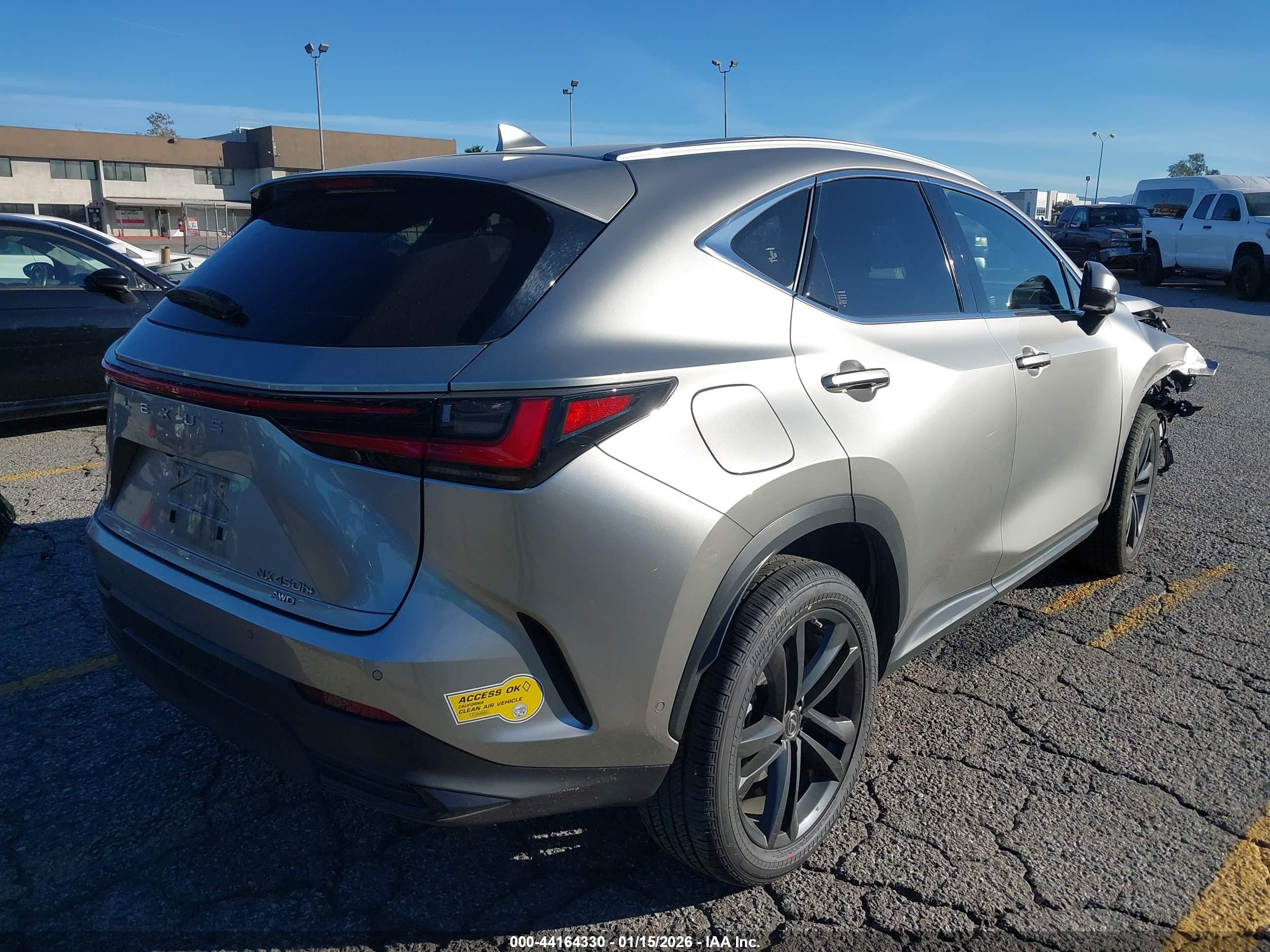 LEXUS NX image 4