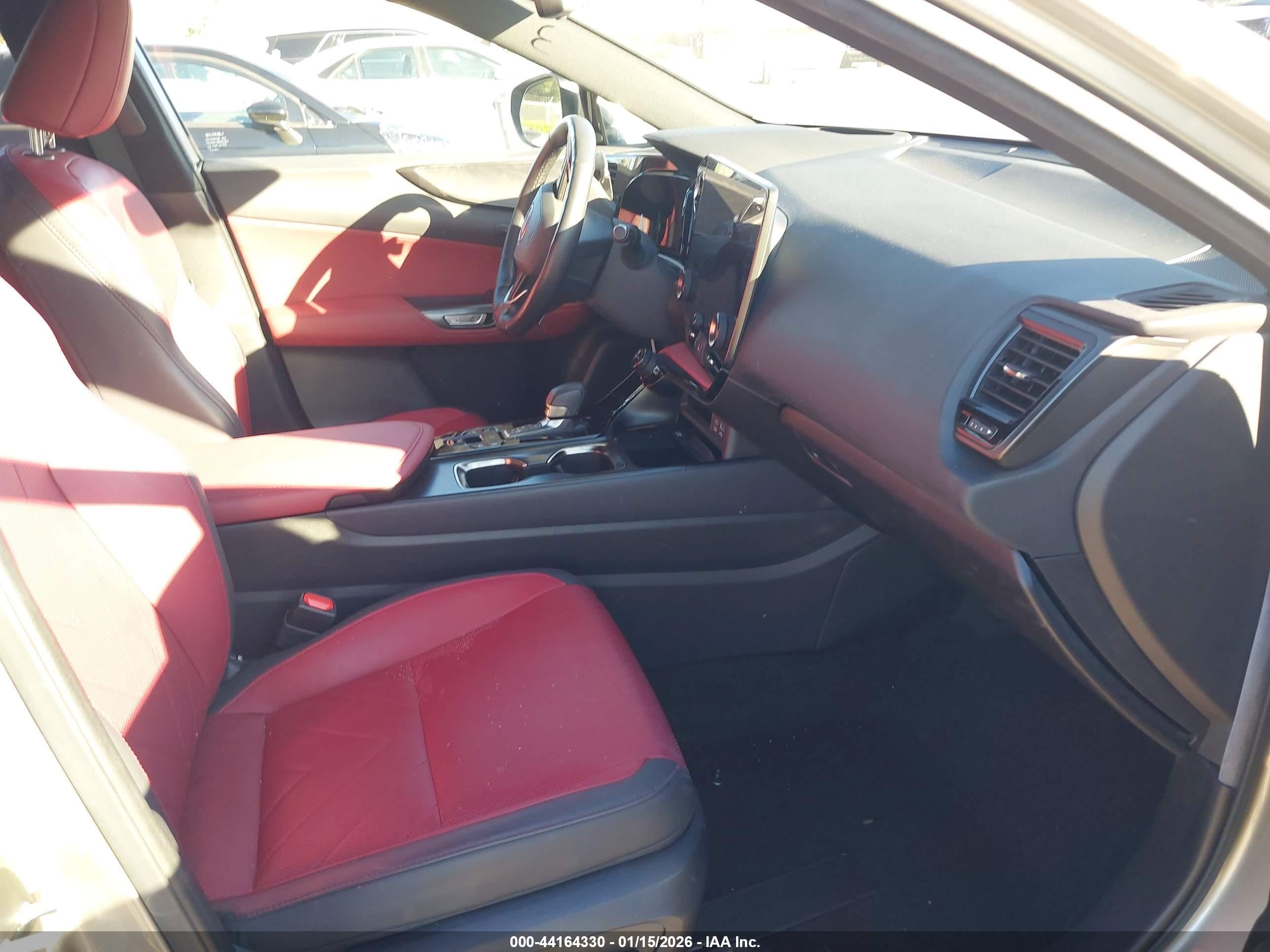 LEXUS NX image 5