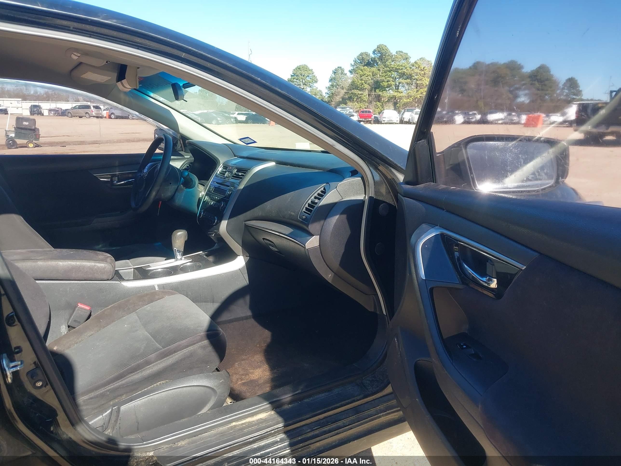 NISSAN ALTIMA image 5
