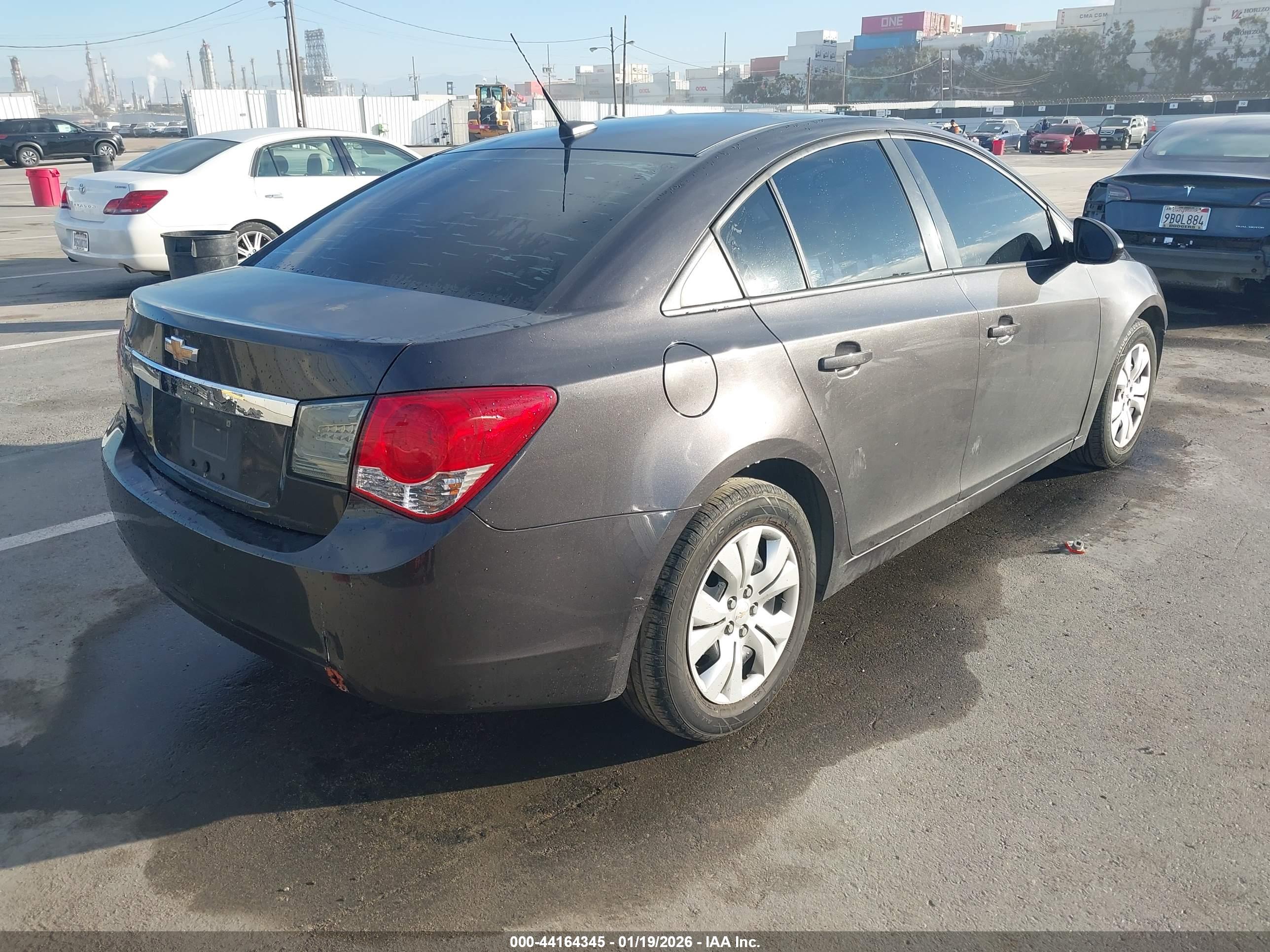 CHEVROLET CRUZE image 4