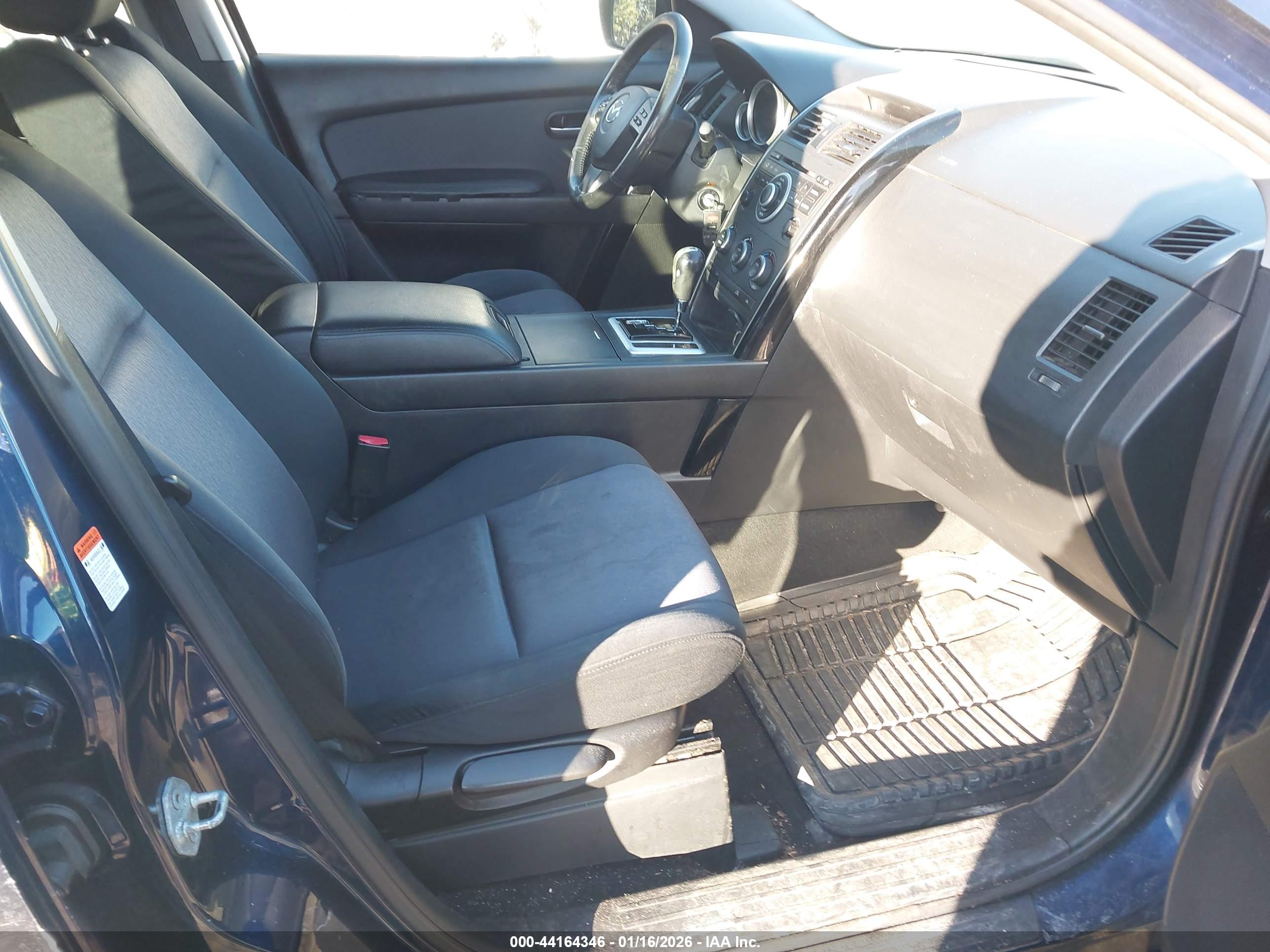 MAZDA CX-9 image 5