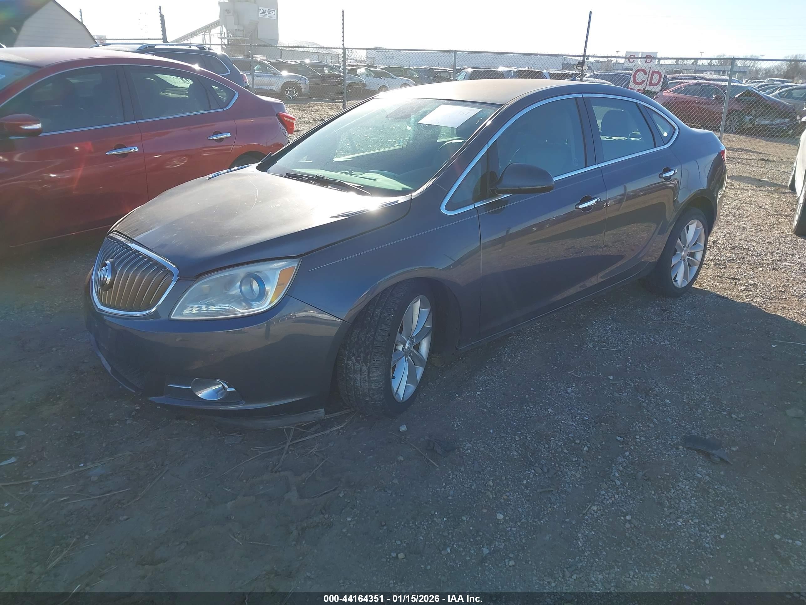 BUICK VERANO image 2