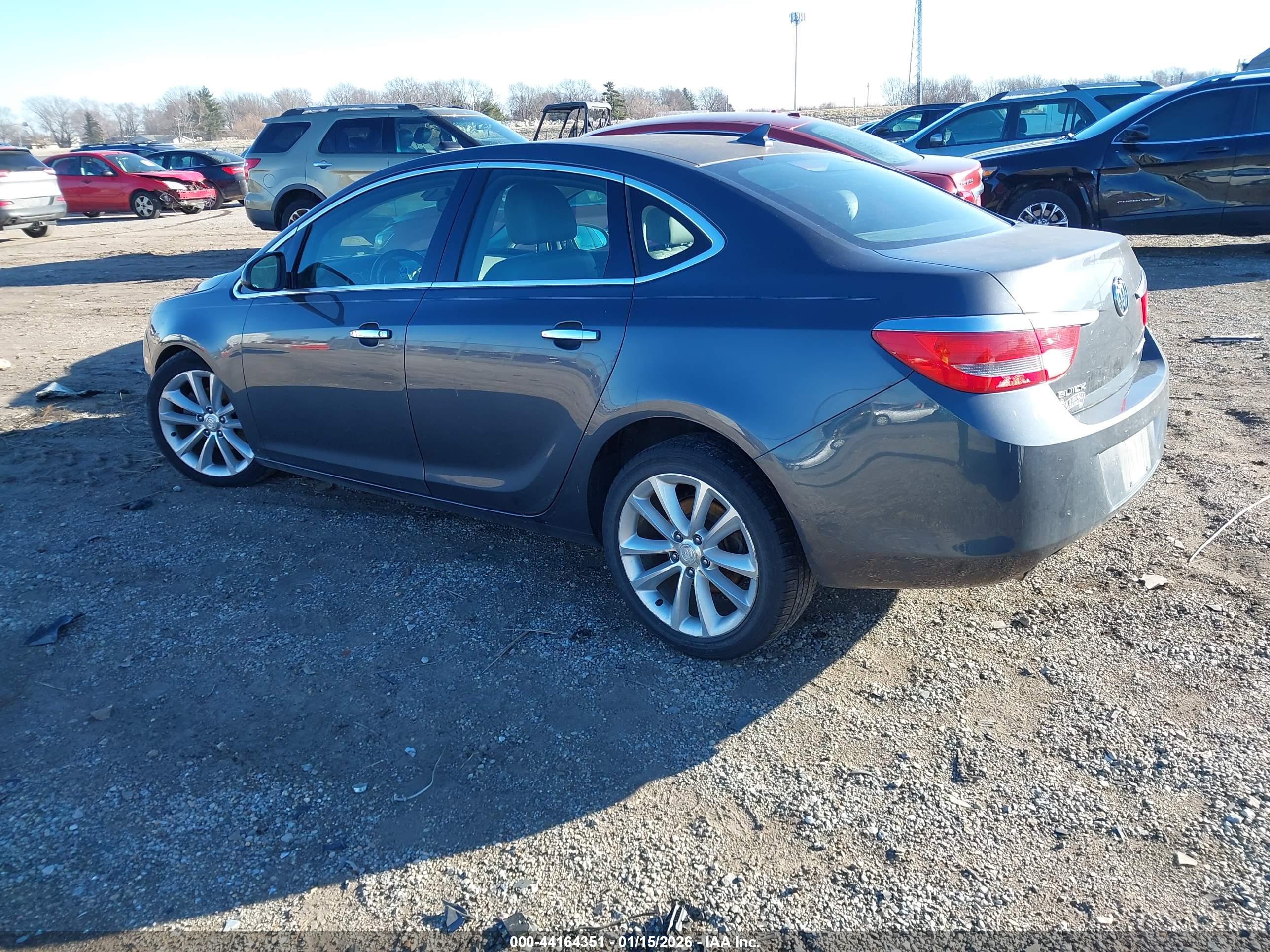 BUICK VERANO image 3