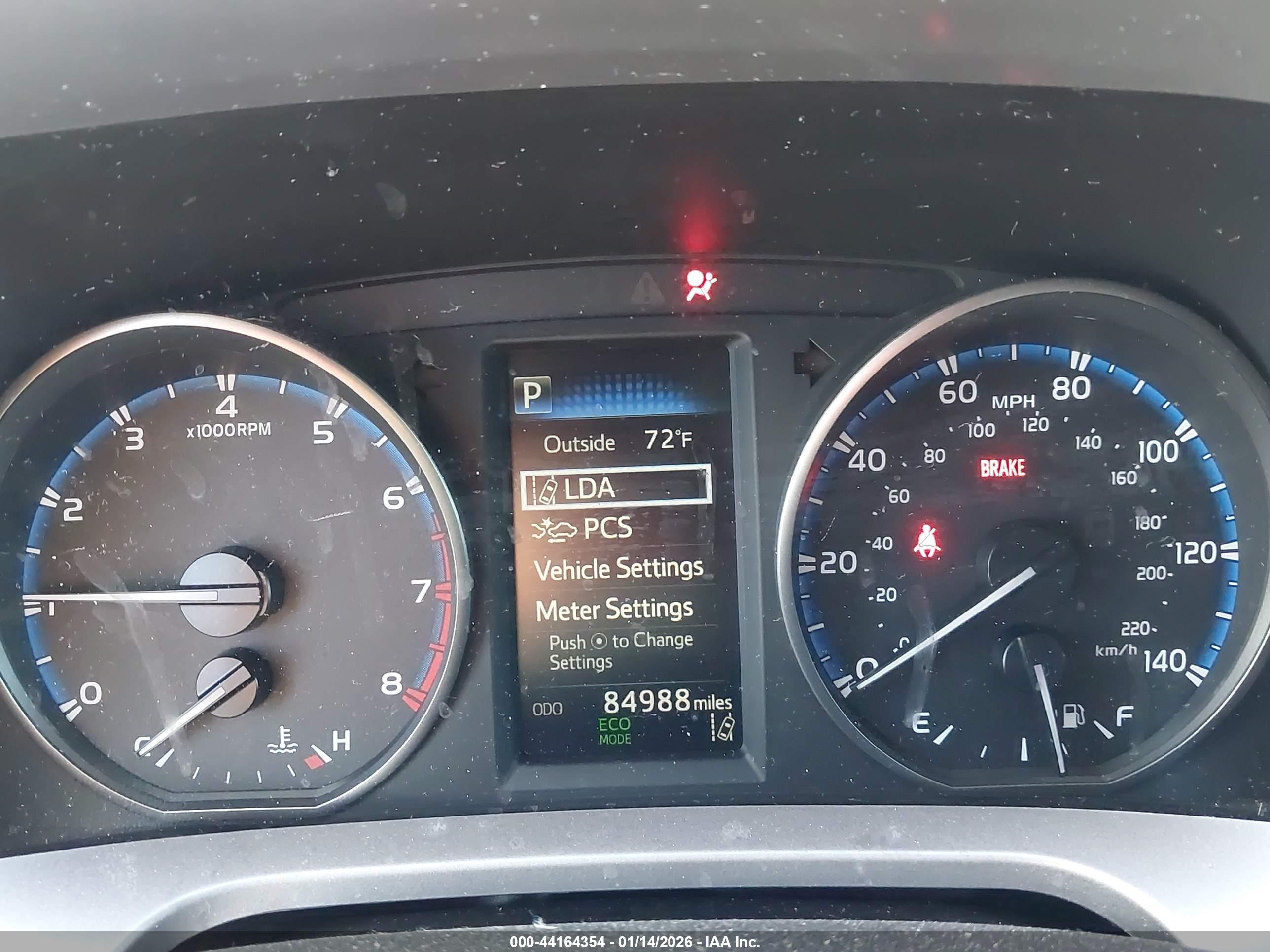TOYOTA RAV4 image 7