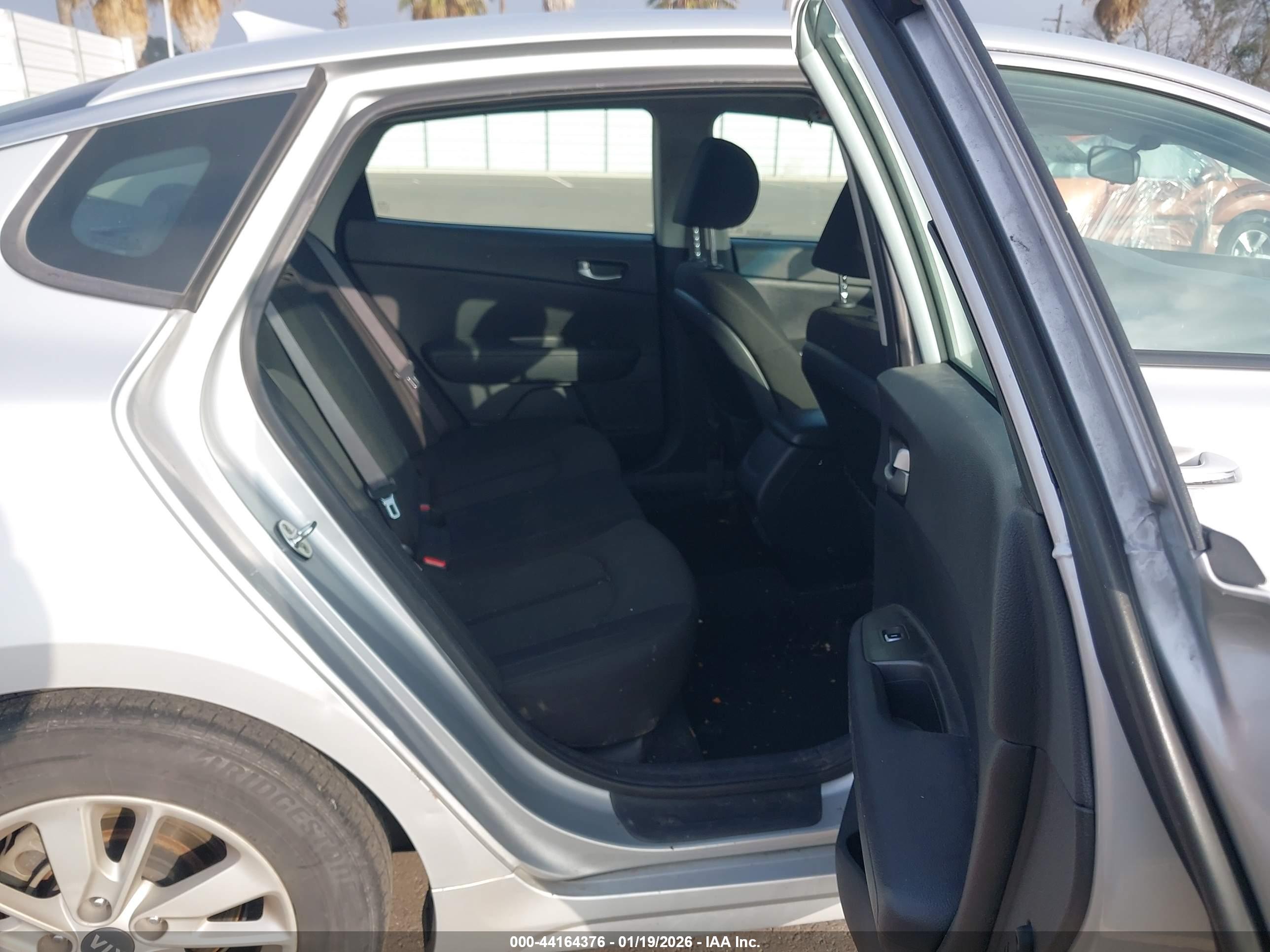 KIA OPTIMA image 8