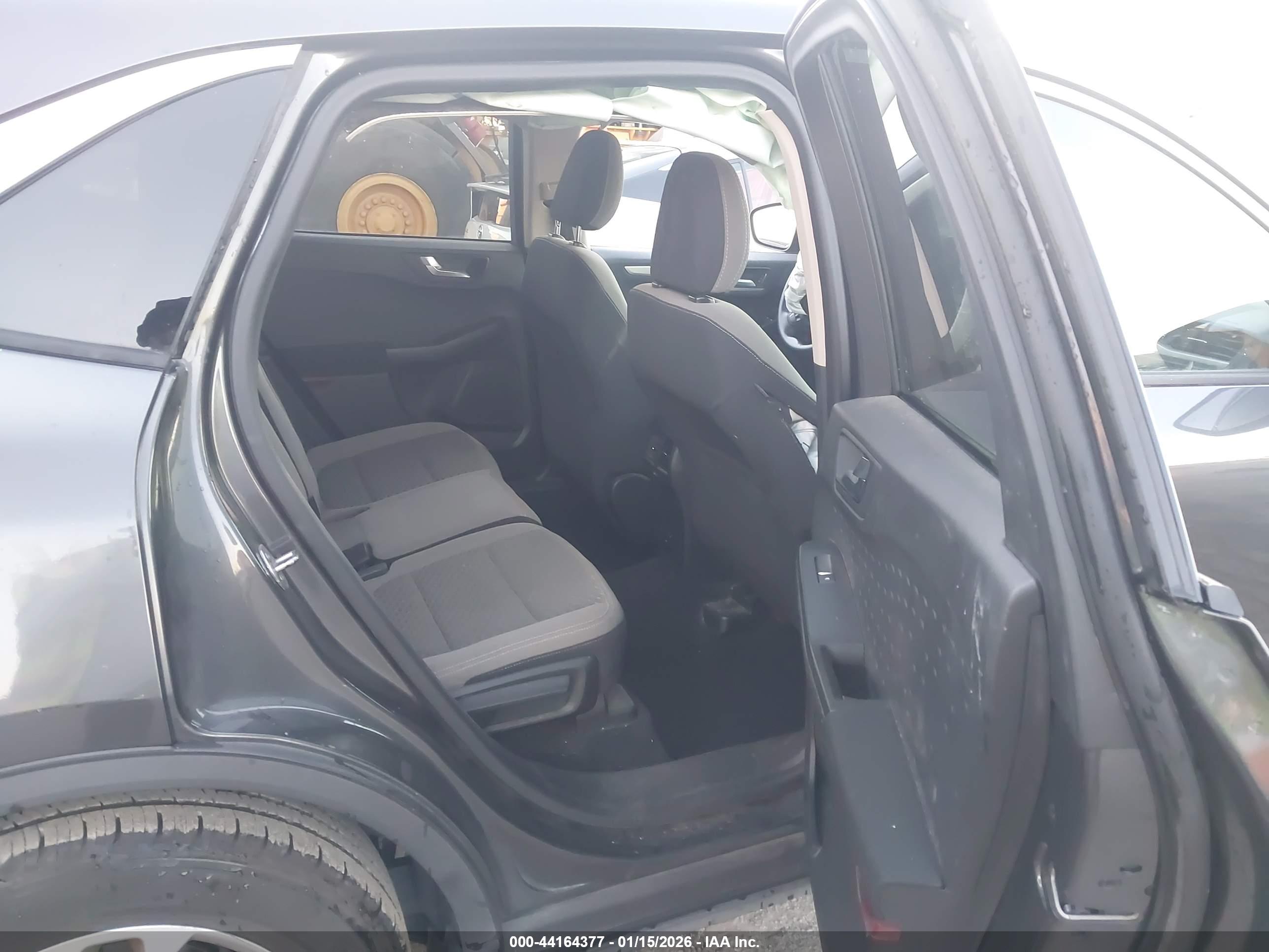 FORD ESCAPE image 8
