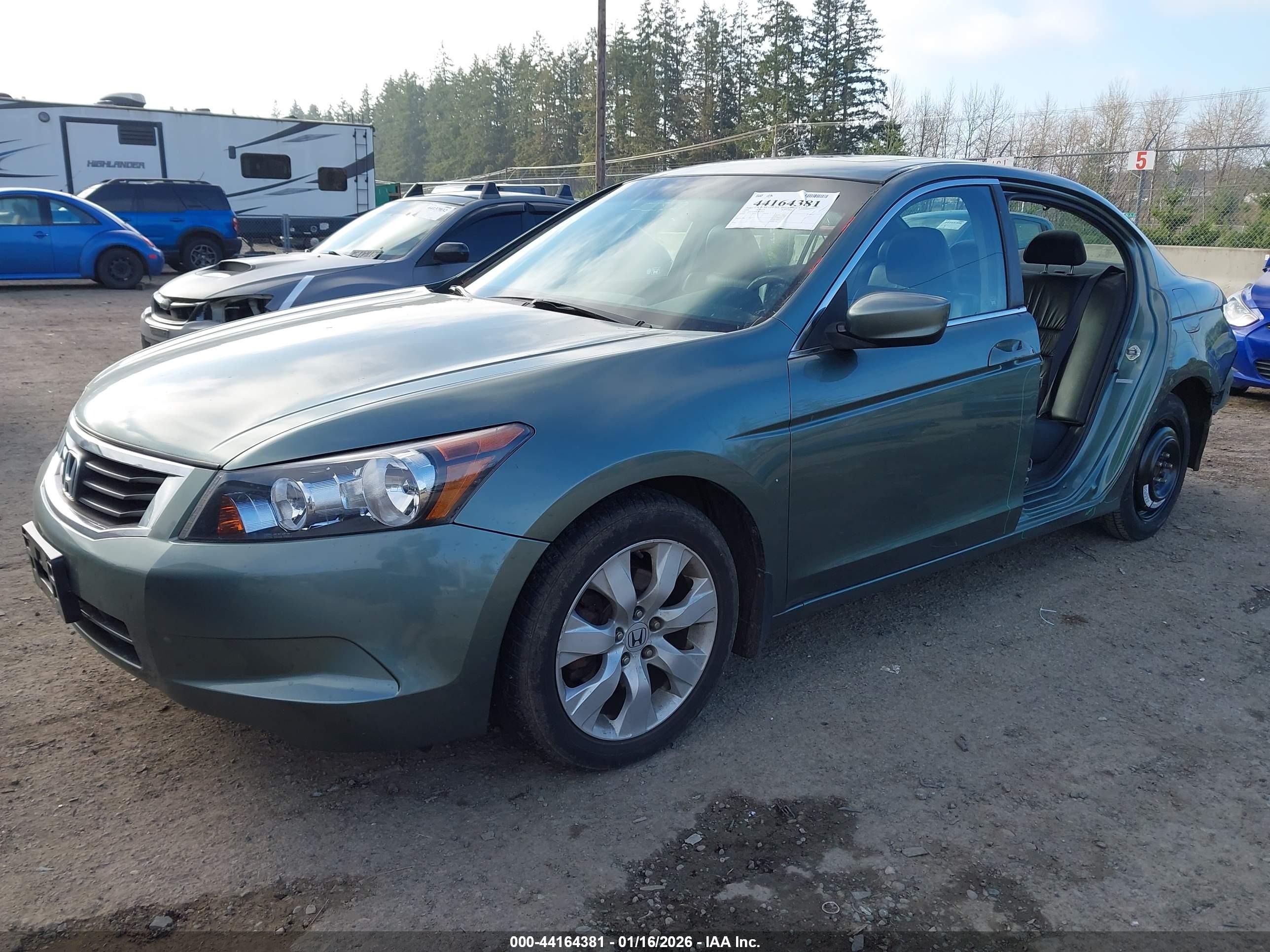 HONDA ACCORD image 2
