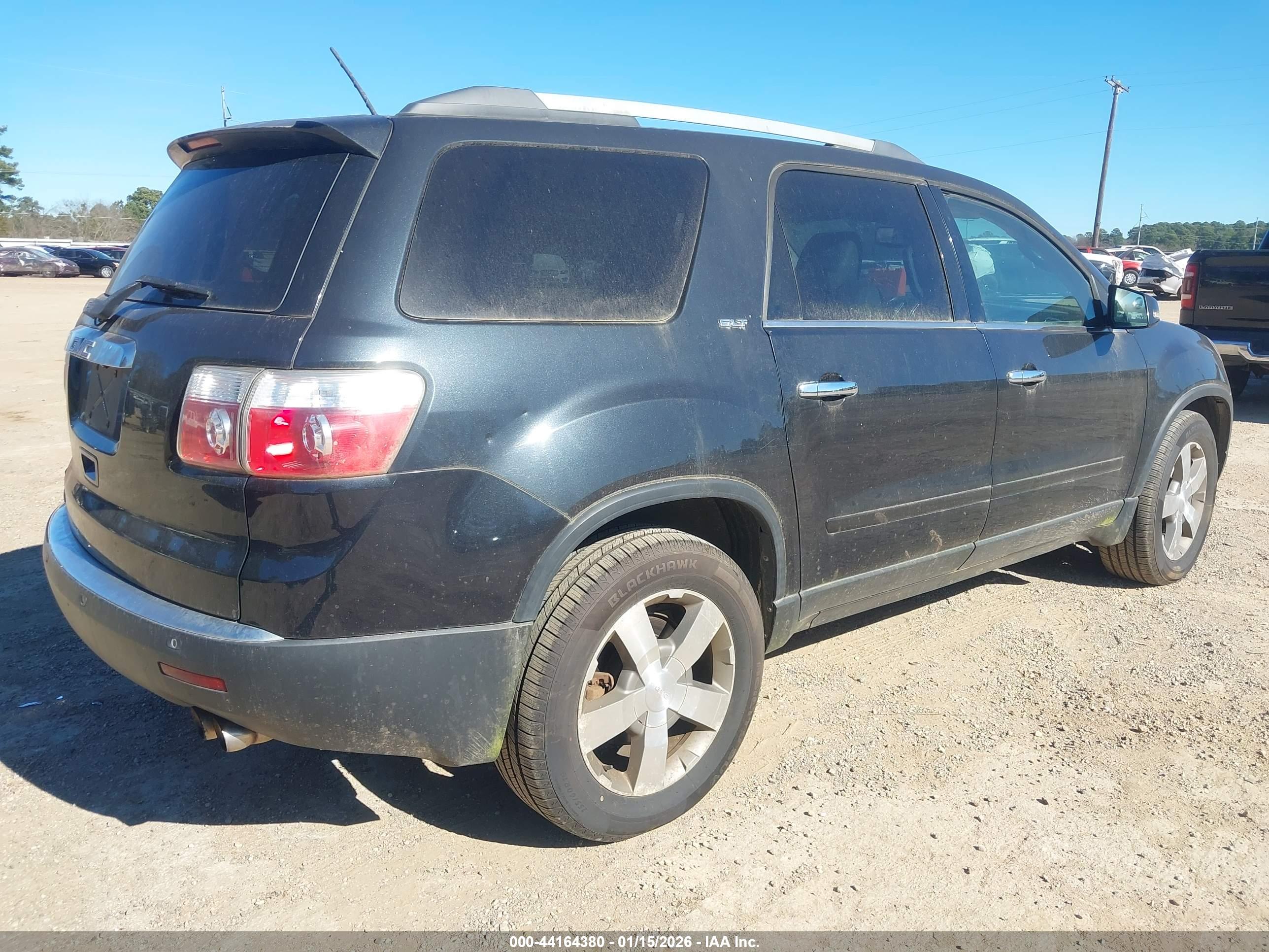 GMC ACADIA image 4