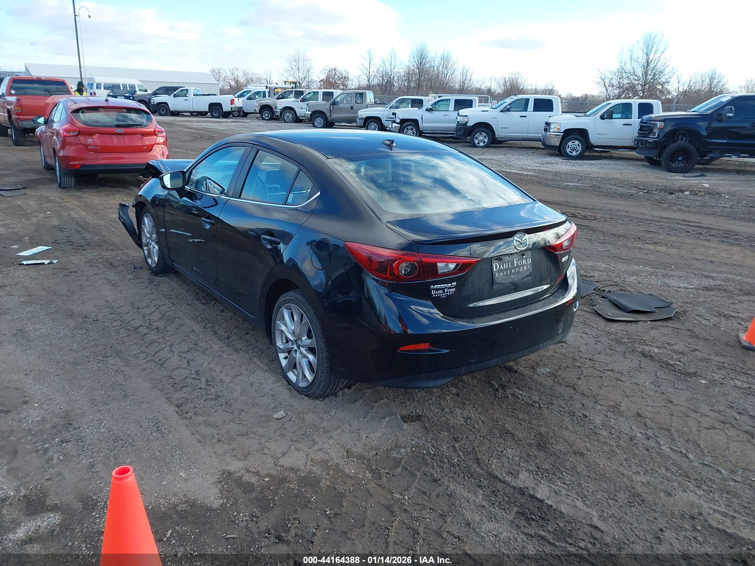 MAZDA MAZDA3 image 3