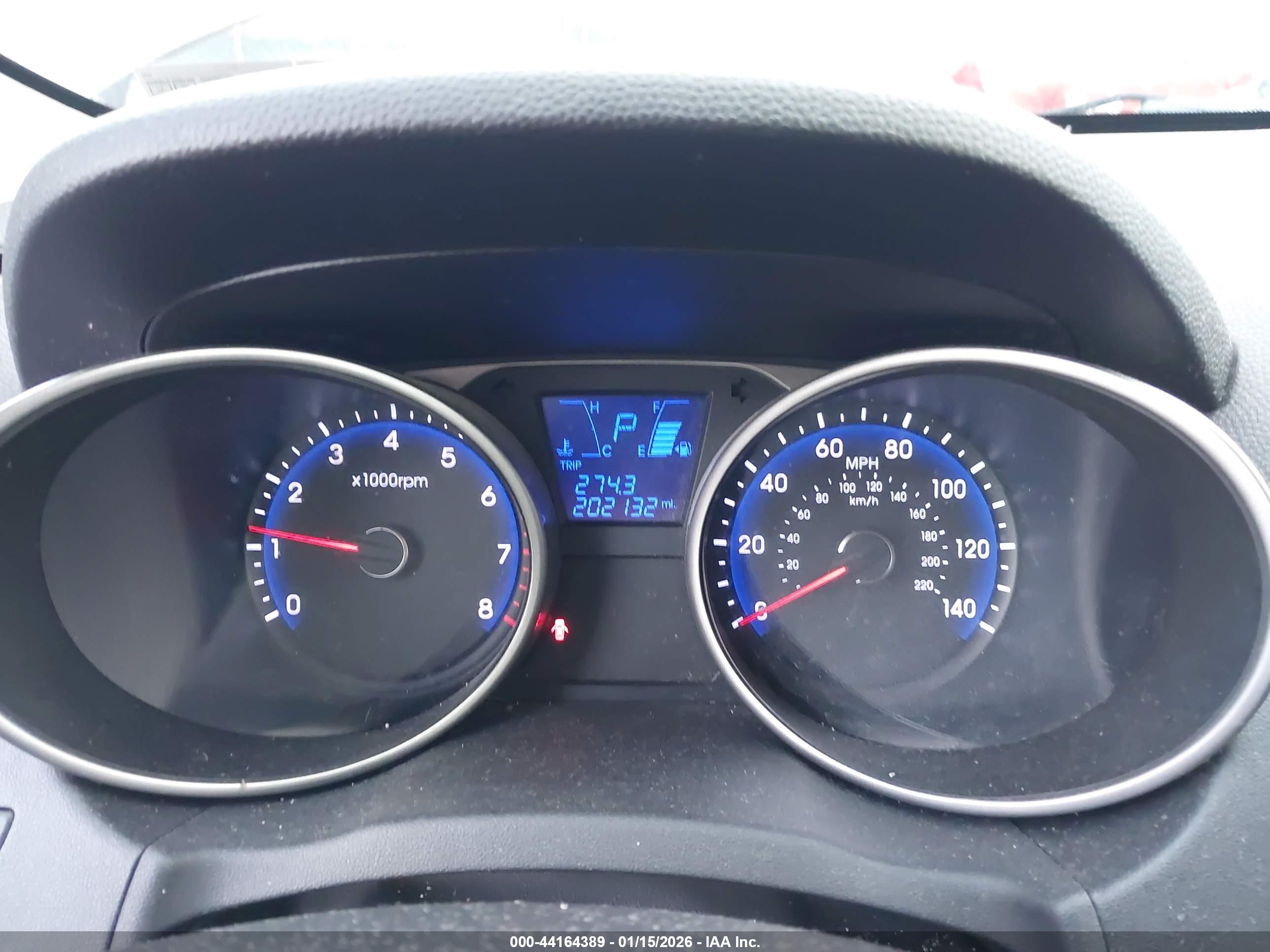 HYUNDAI TUCSON image 7