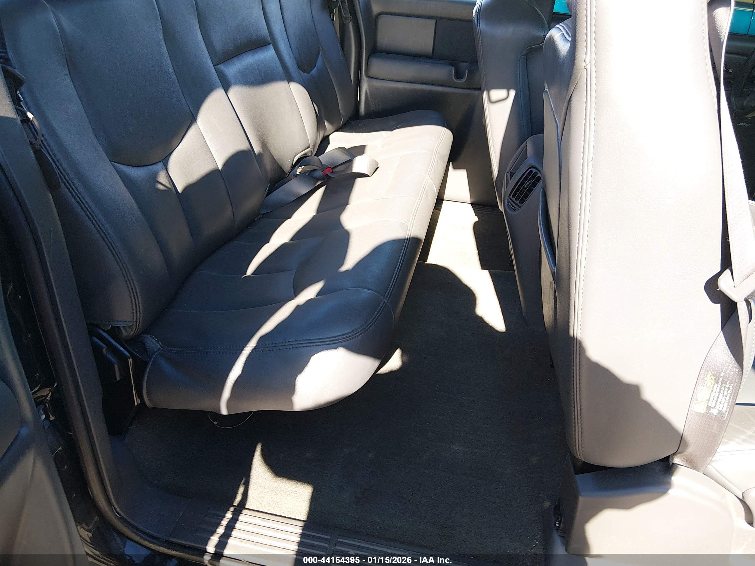 GMC SIERRA image 8