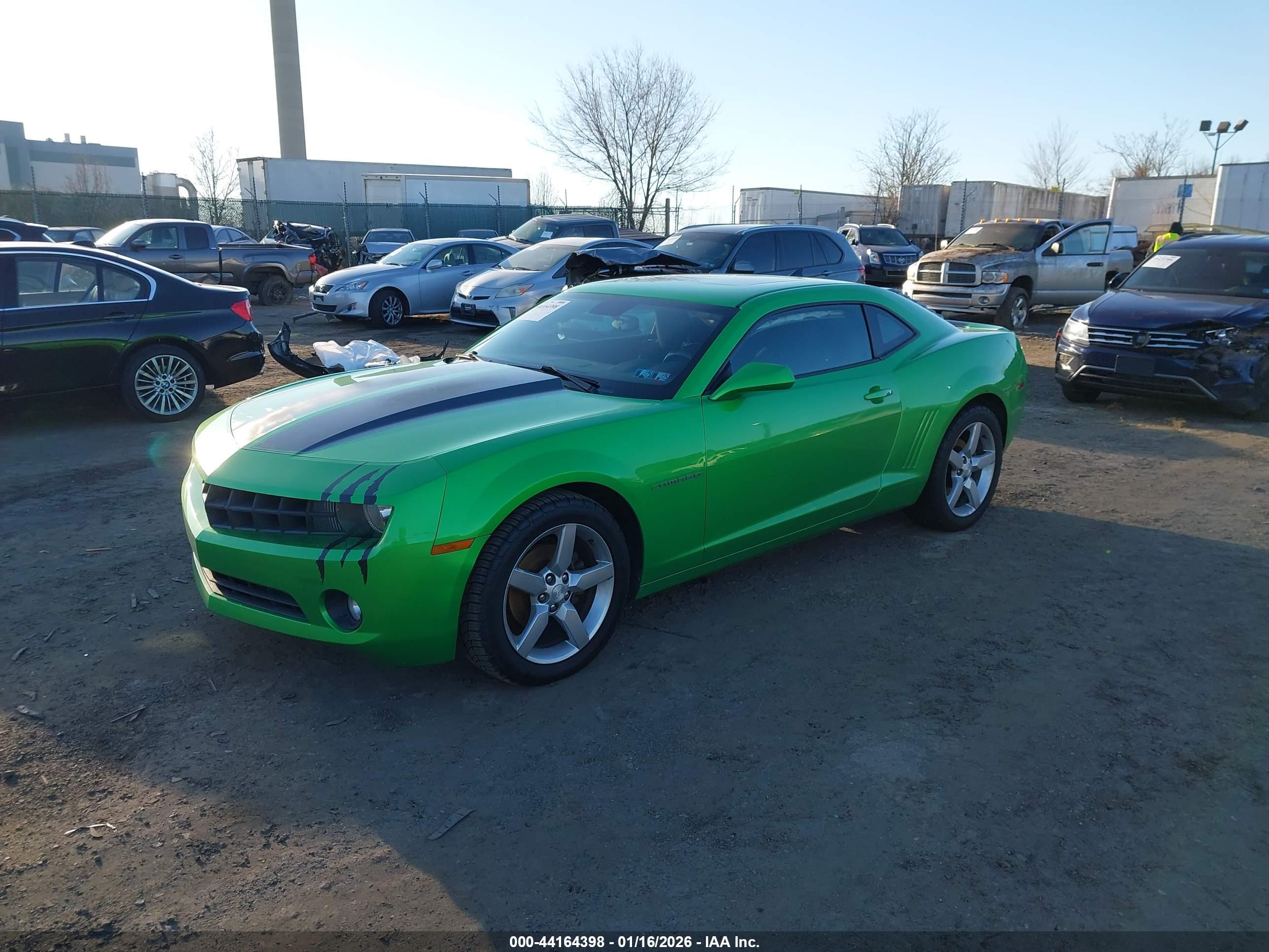 CHEVROLET CAMARO image 2