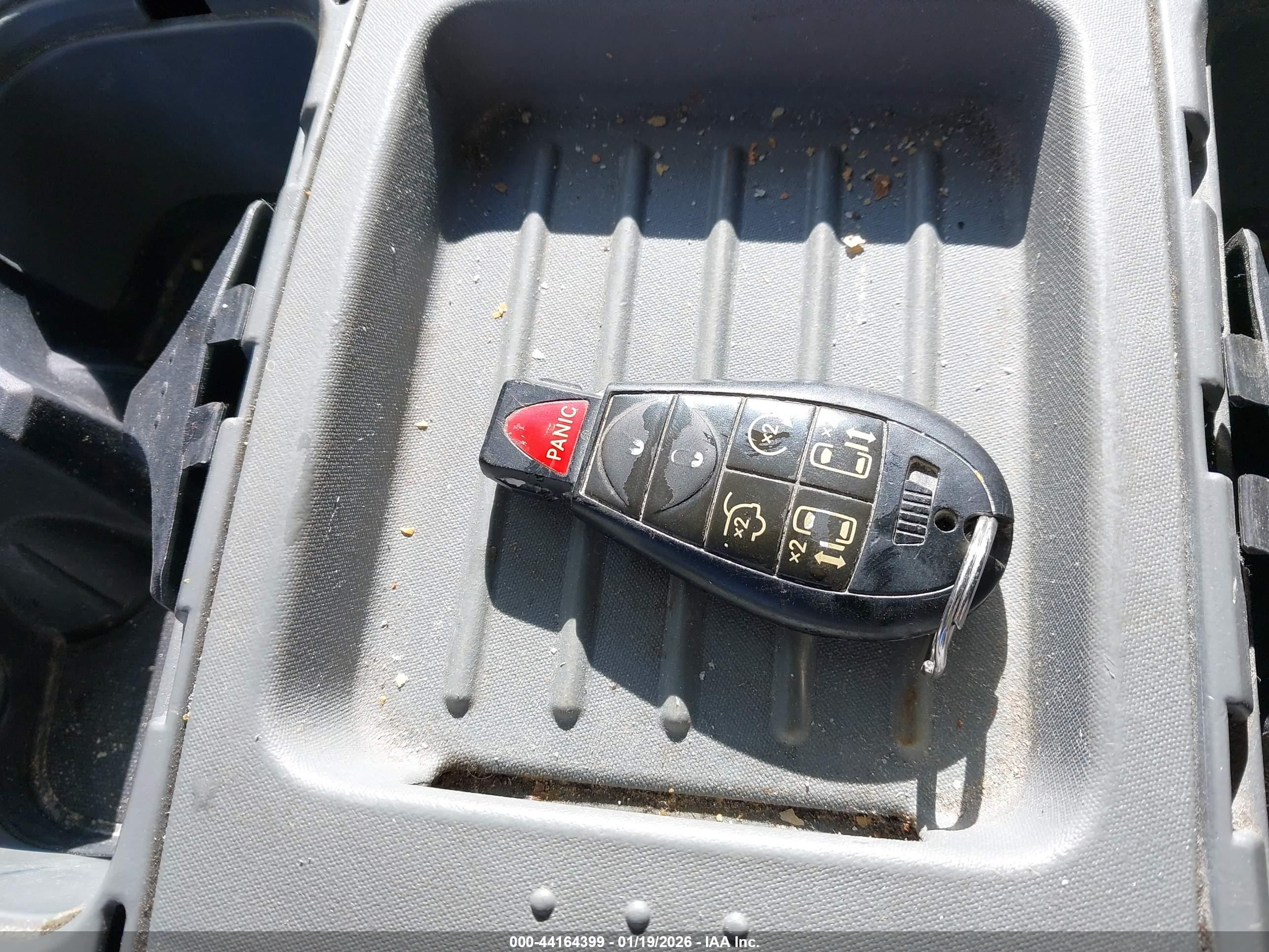 CHRYSLER TOWN image 11