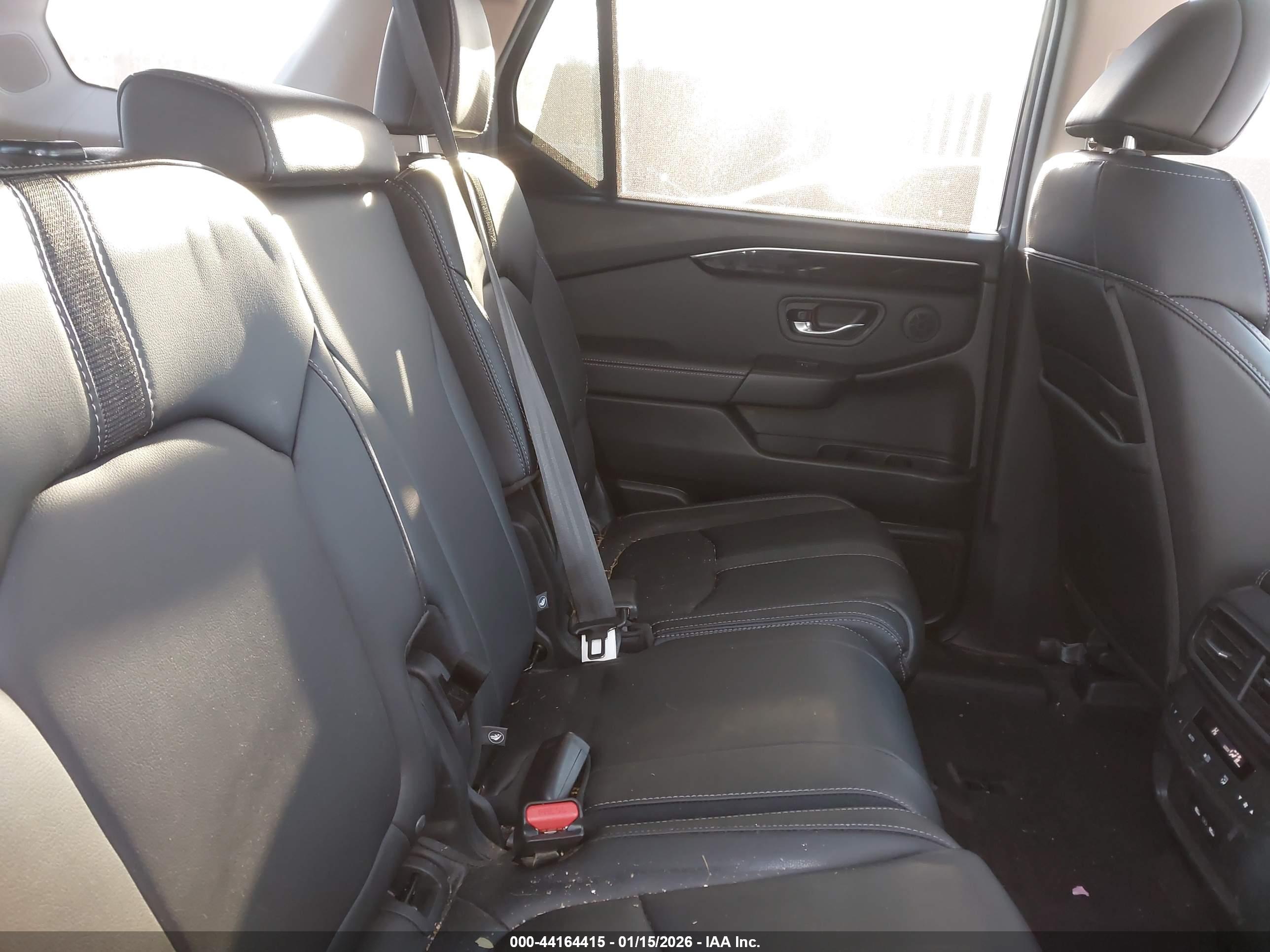 HONDA PILOT image 8