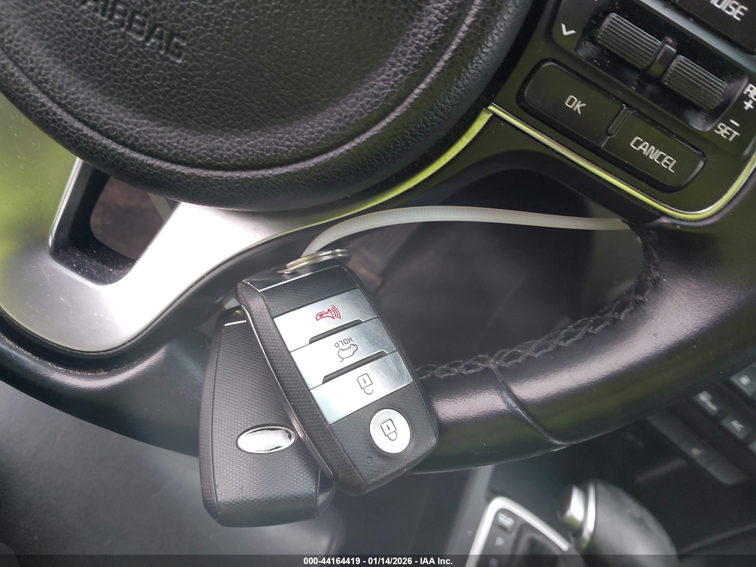 KIA SPORTAGE image 11