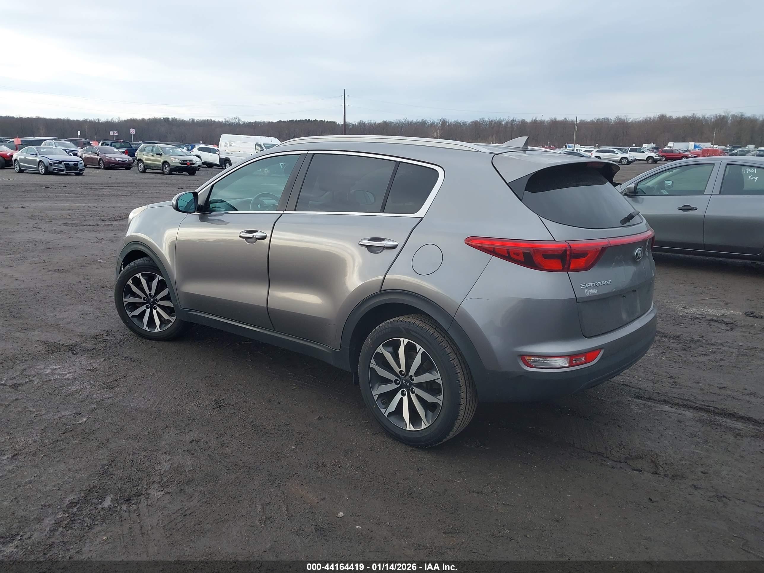 KIA SPORTAGE image 3