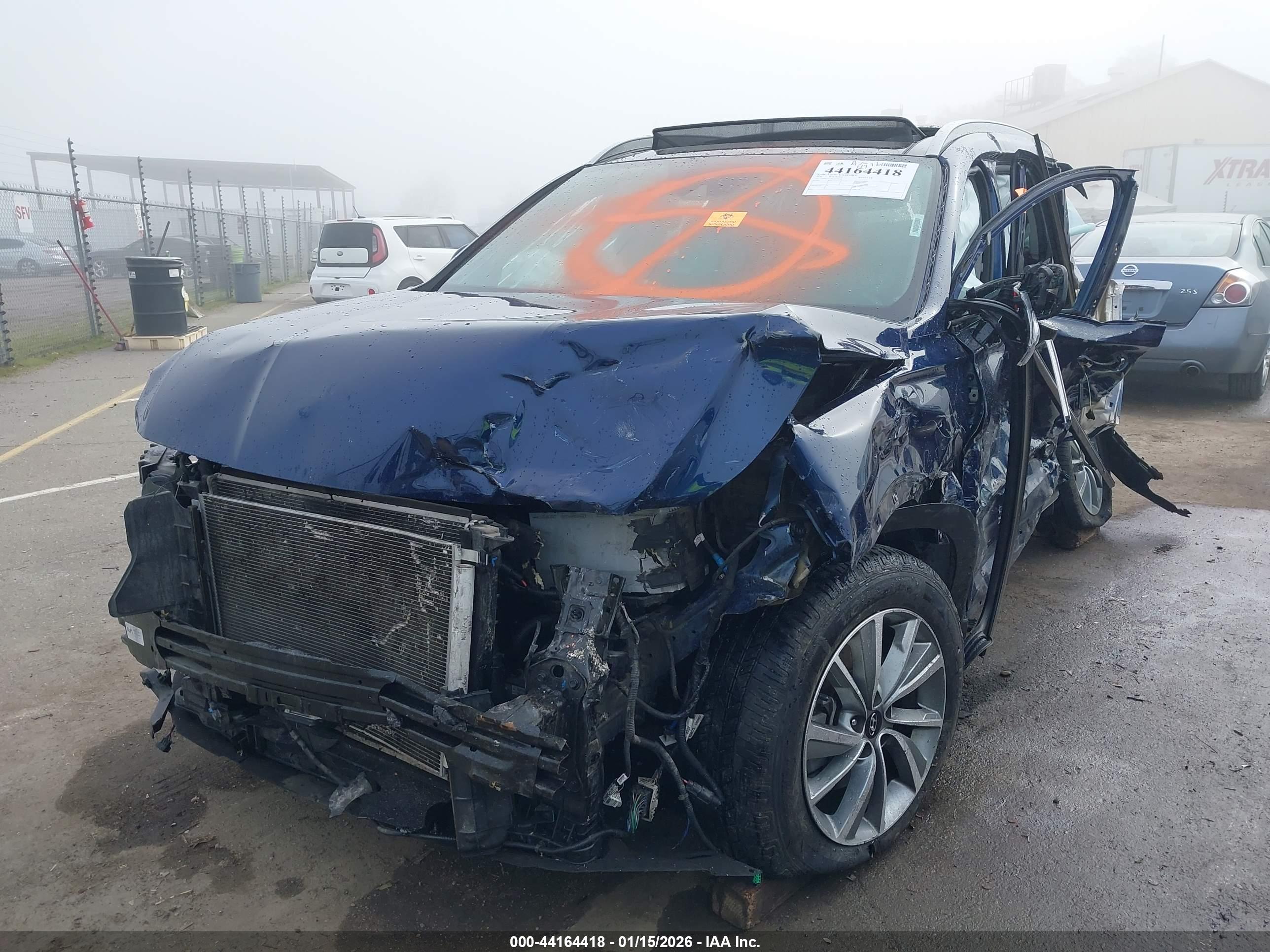 HYUNDAI SANTA image 2