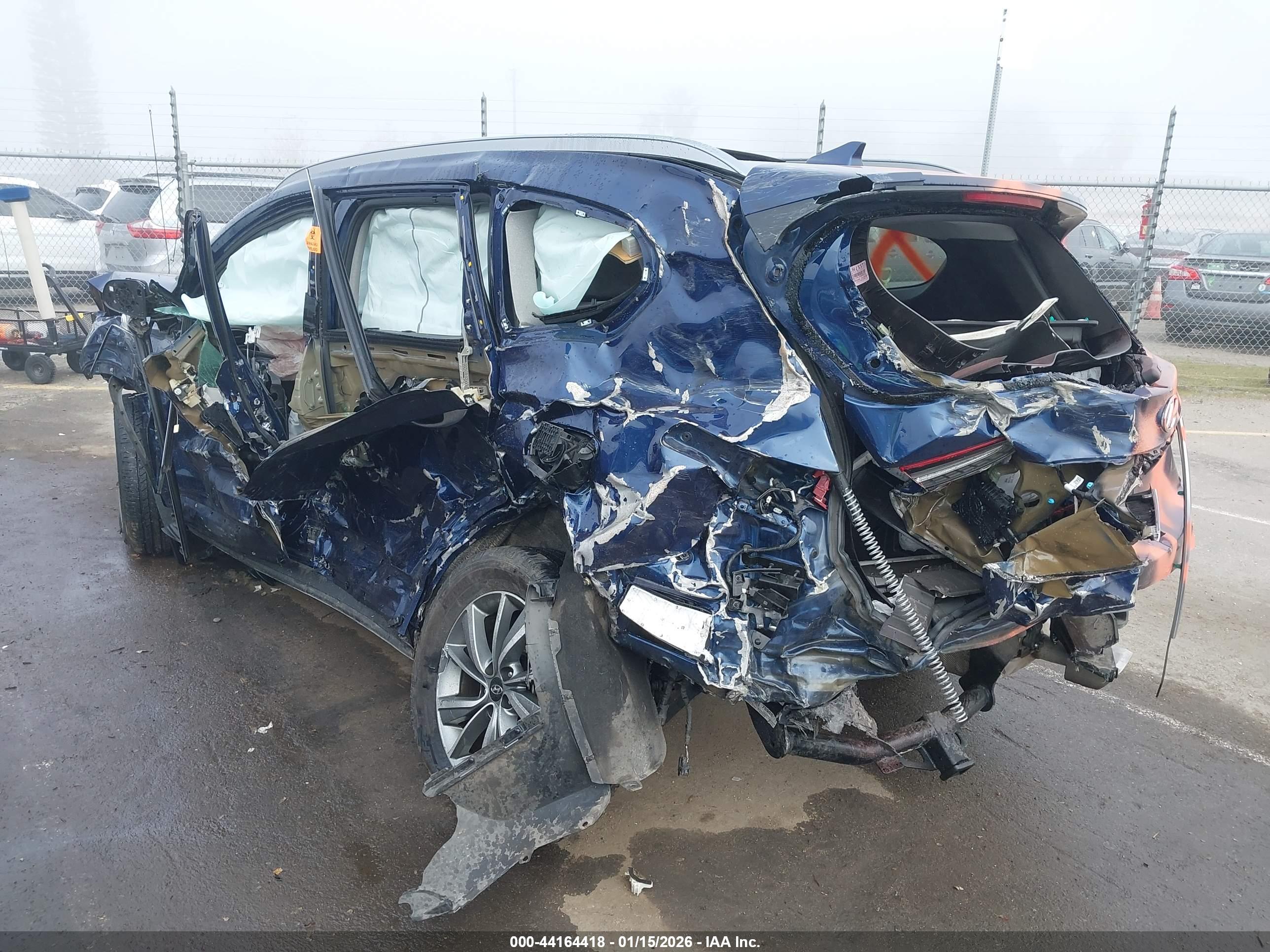 HYUNDAI SANTA image 3