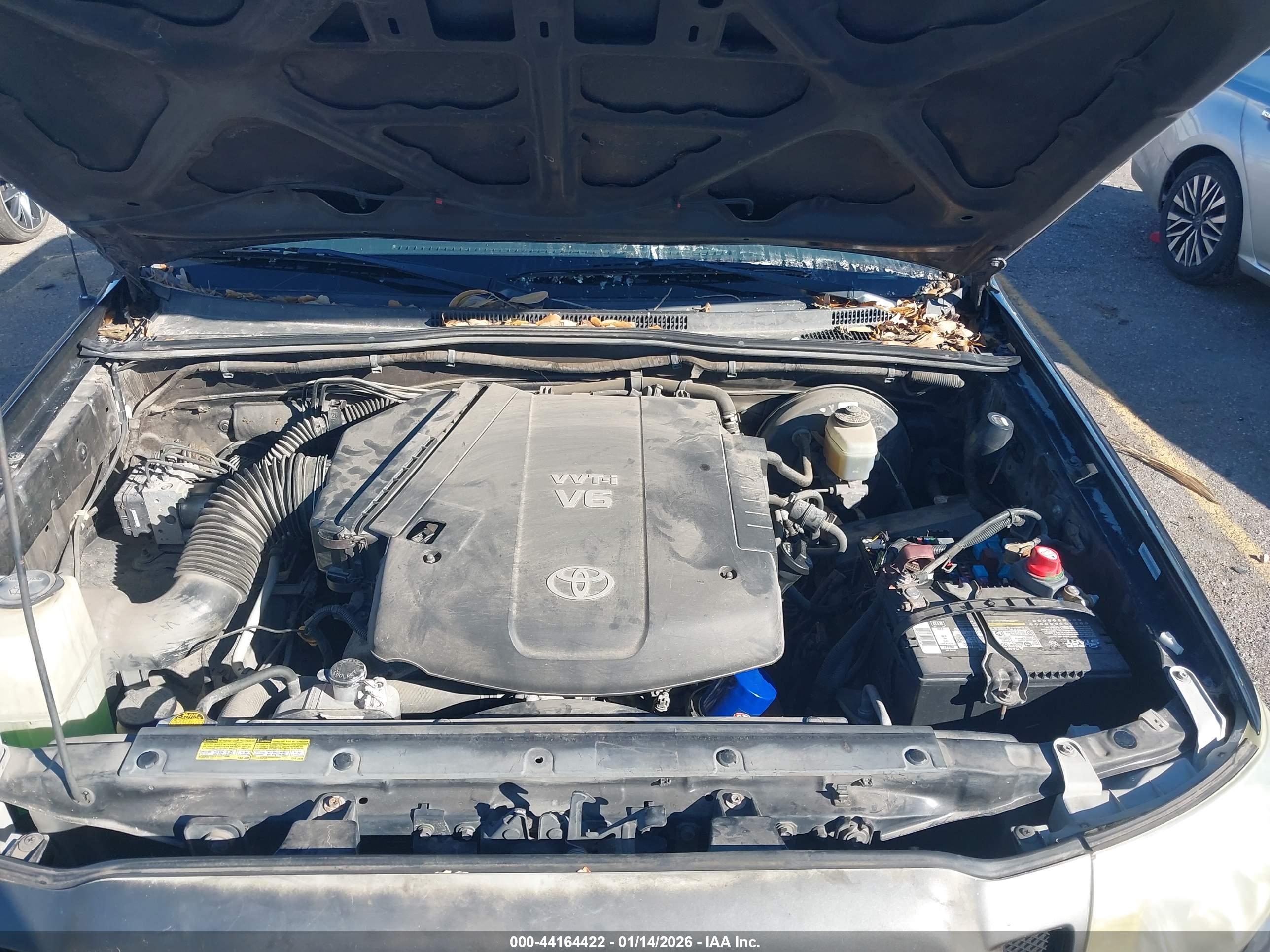 TOYOTA TACOMA image 10