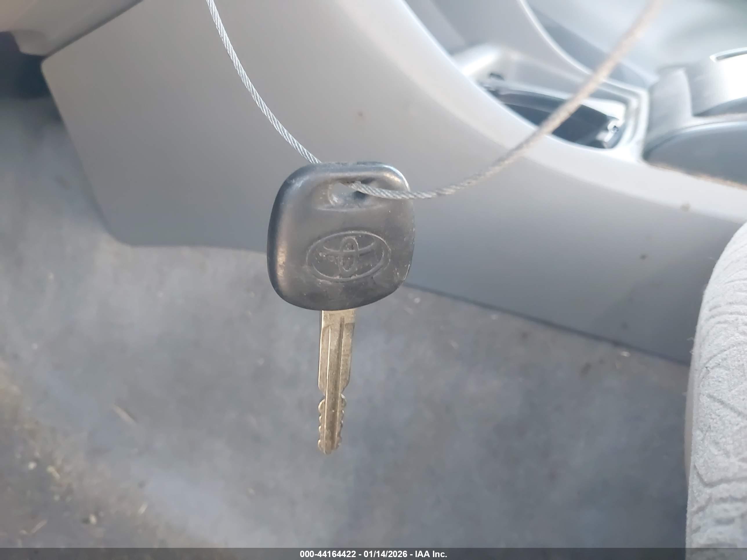 TOYOTA TACOMA image 11