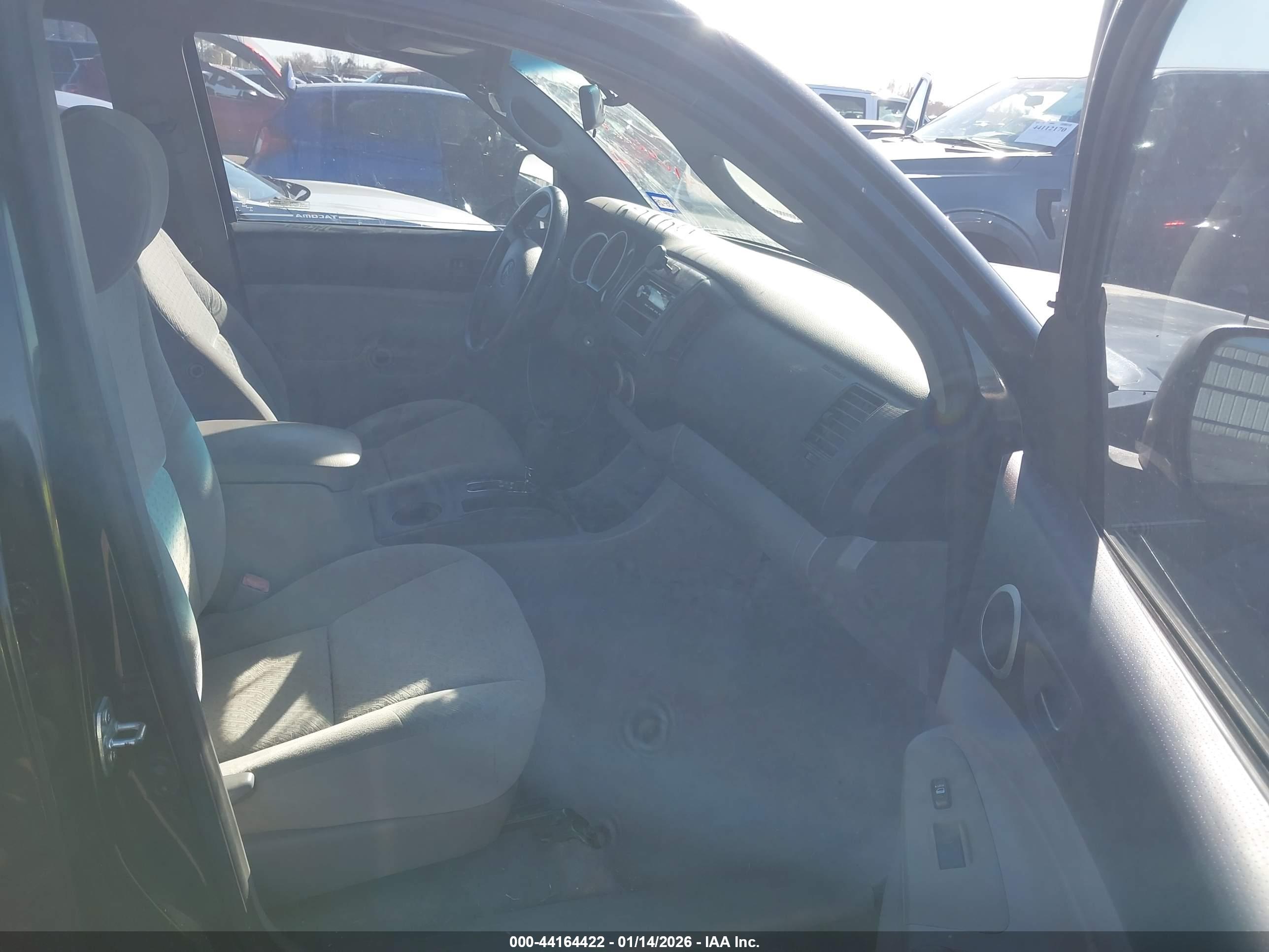 TOYOTA TACOMA image 5