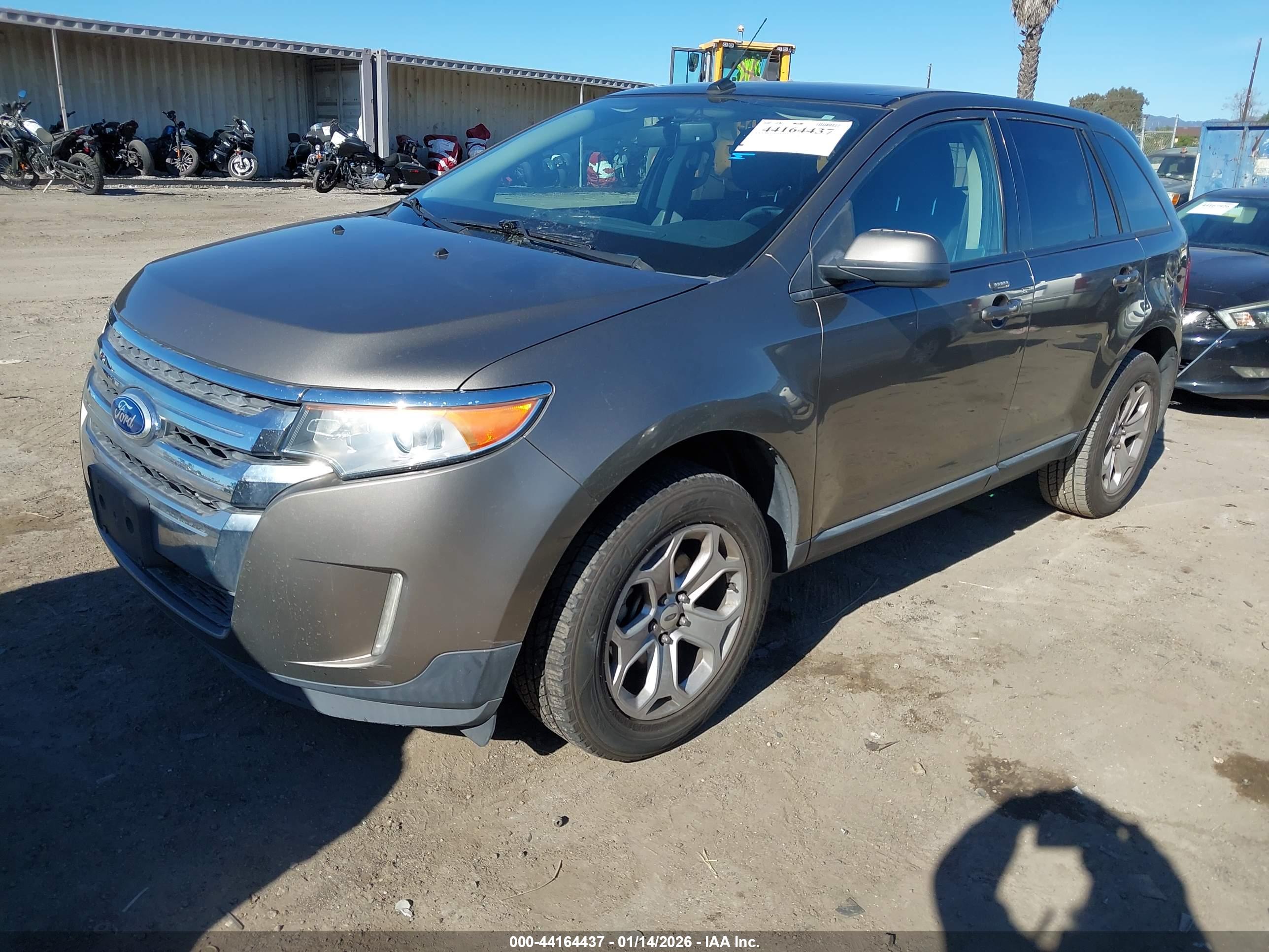 FORD EDGE image 2