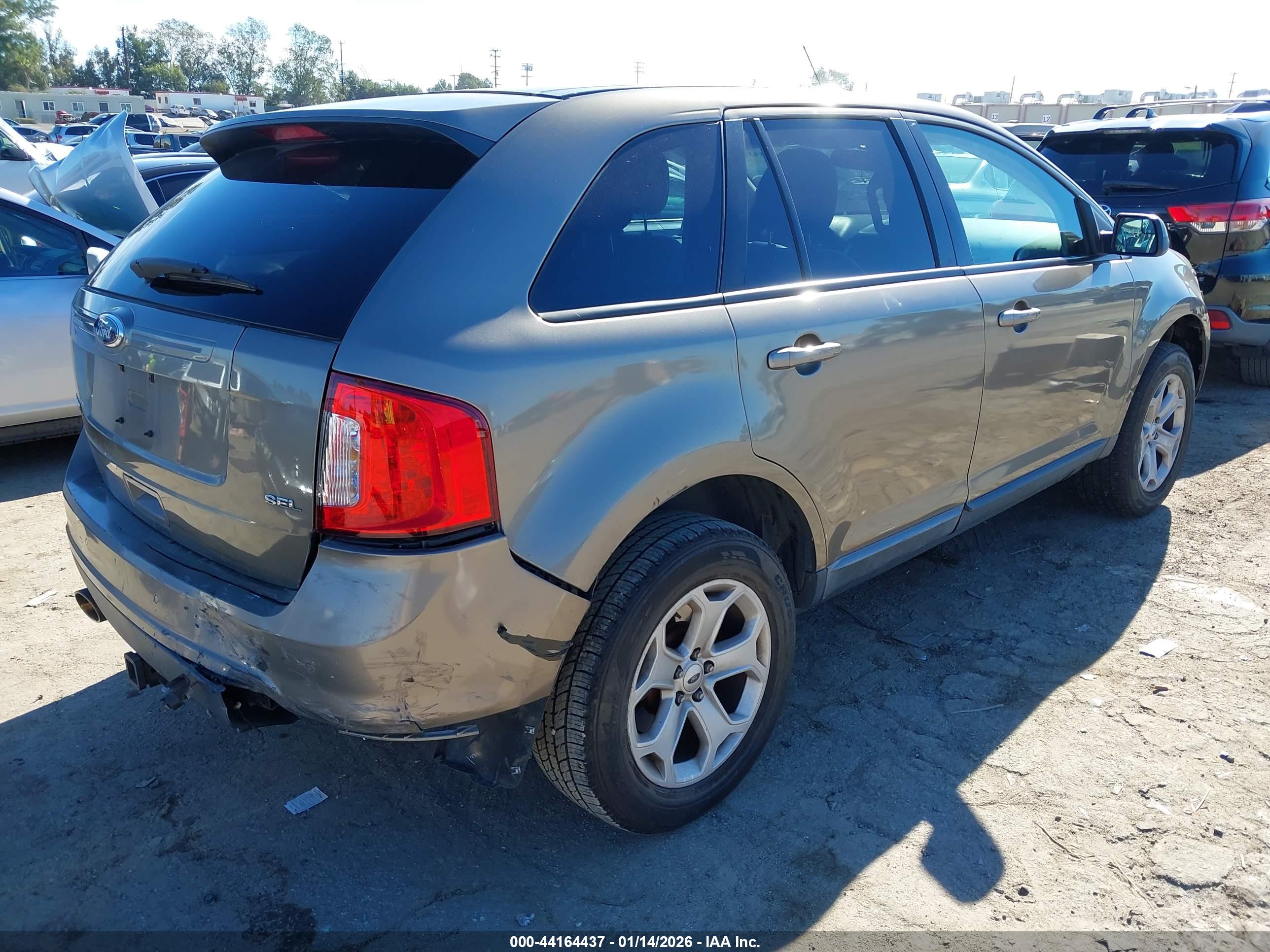FORD EDGE image 4